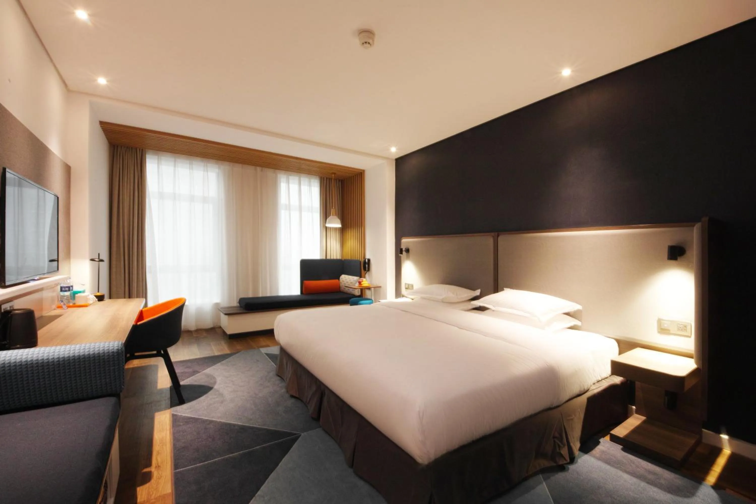 Standard King Room with Extra Space in Holiday Inn Express Hefei Shushan by IHG