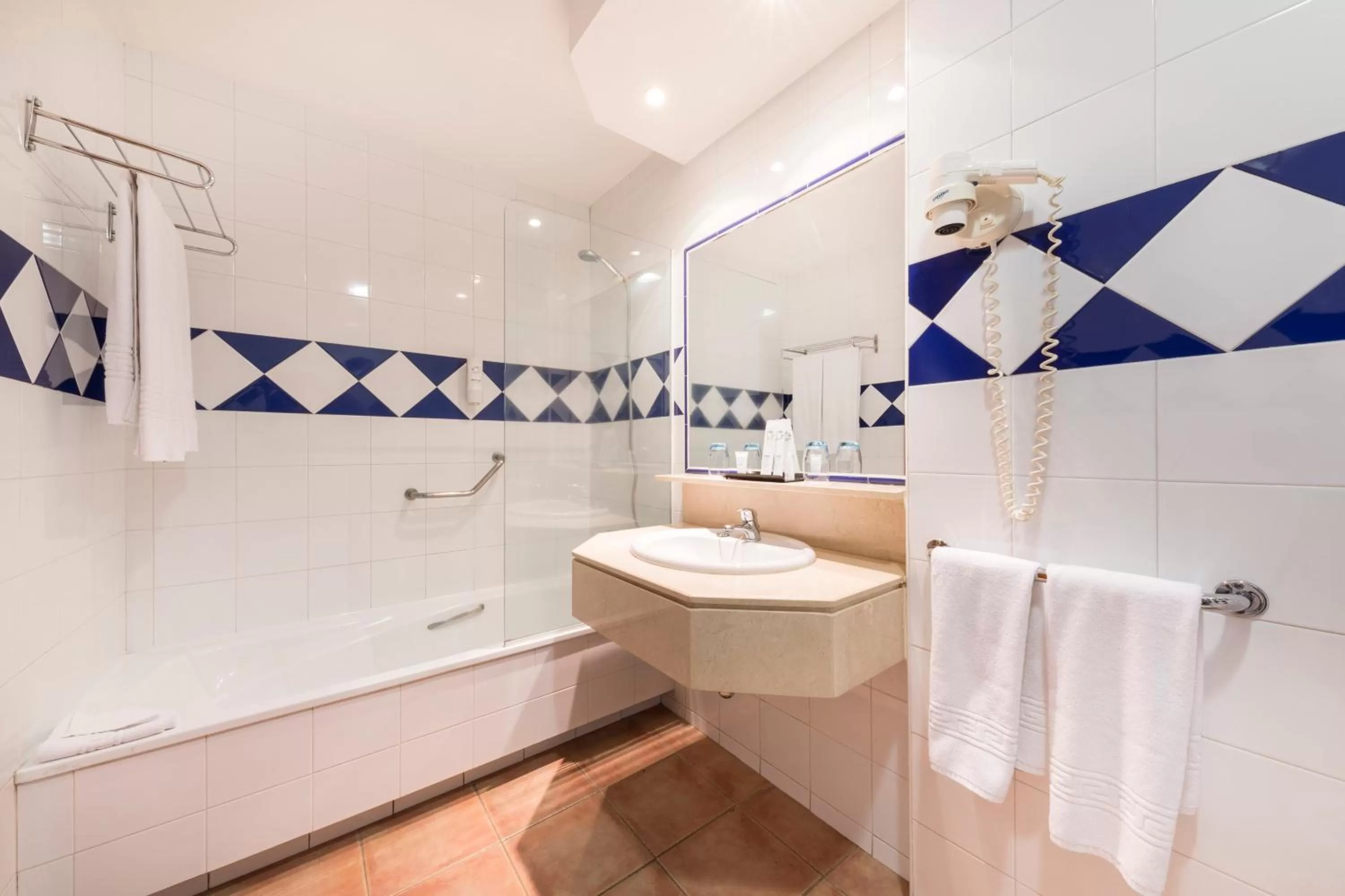 Double Room with Side Sea View in Be Live Experience Orotava