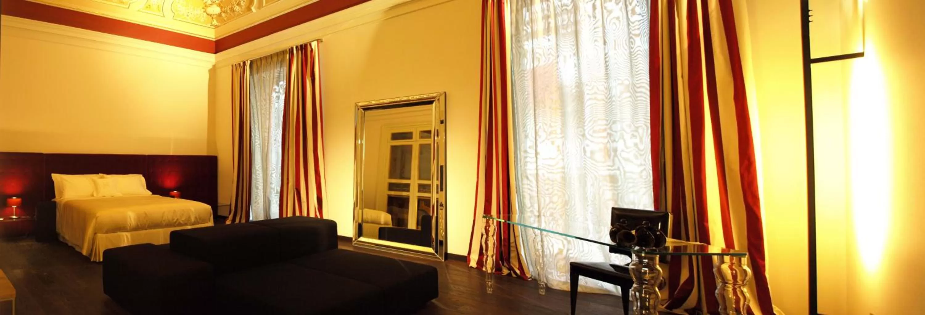 Deluxe Suite in Hotel Romano House
