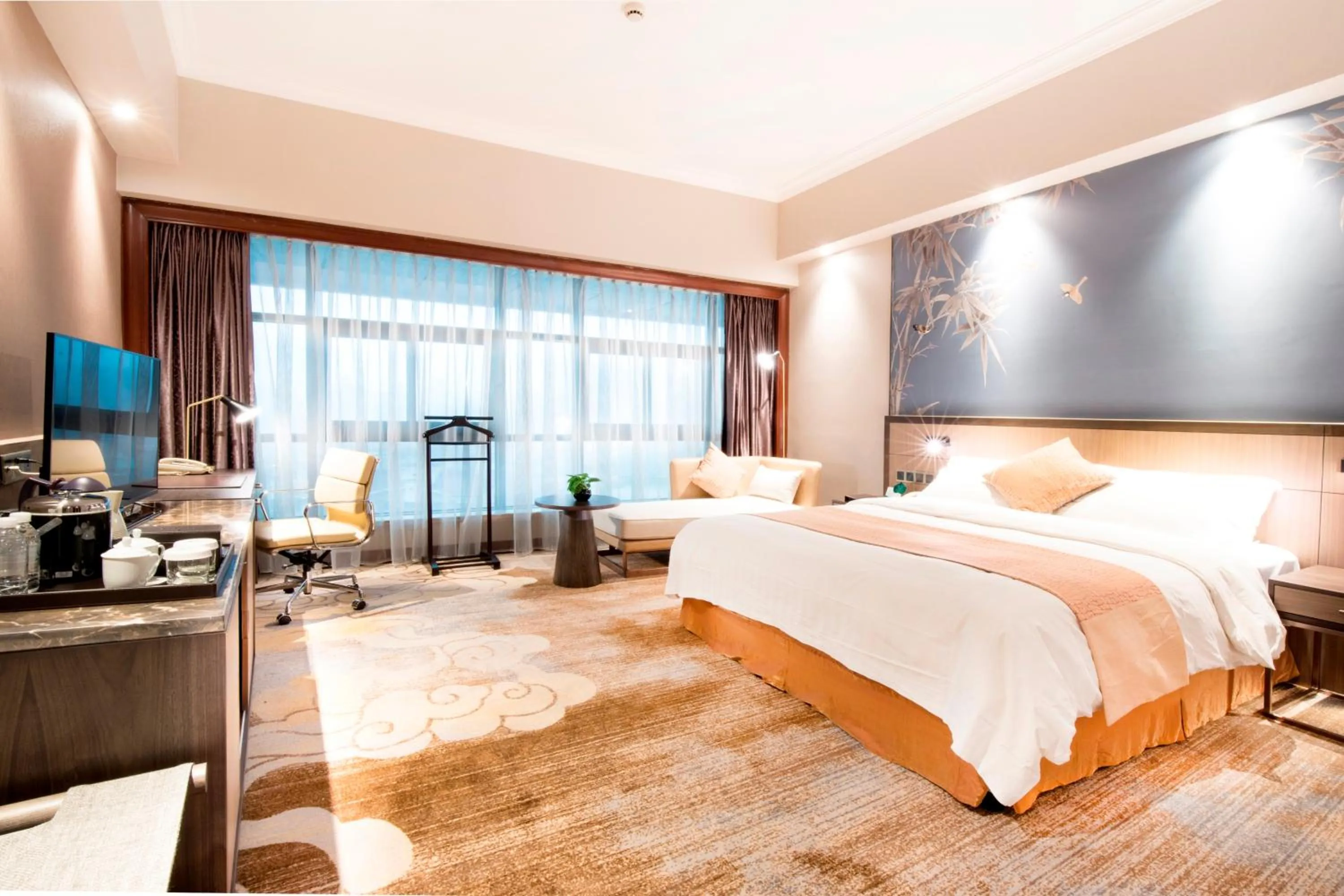 Superior Queen Room with View in Jin Jiang Pine City Hotel