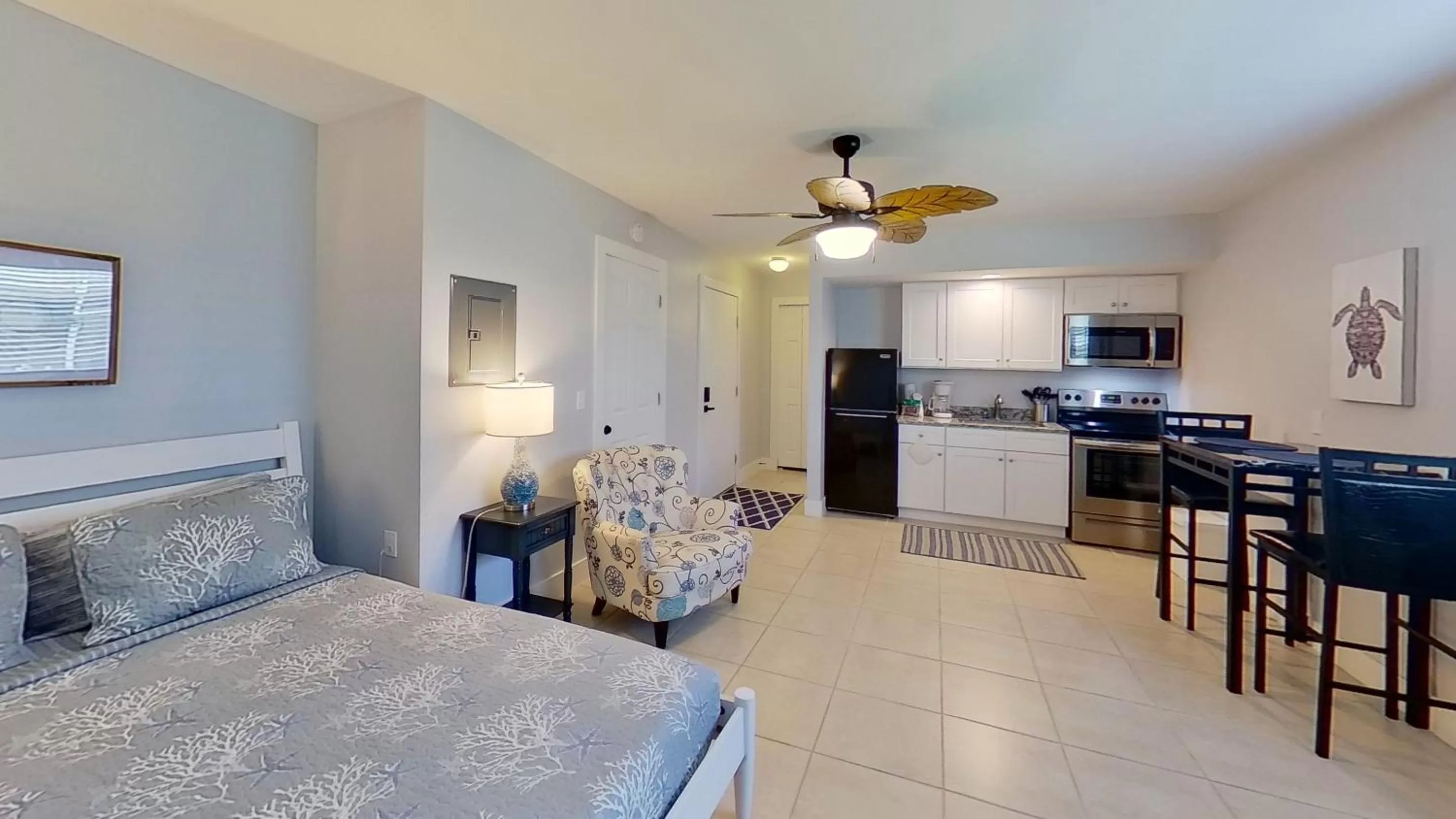 Queen Studio - single occupancy in Matlacha on Shoreview