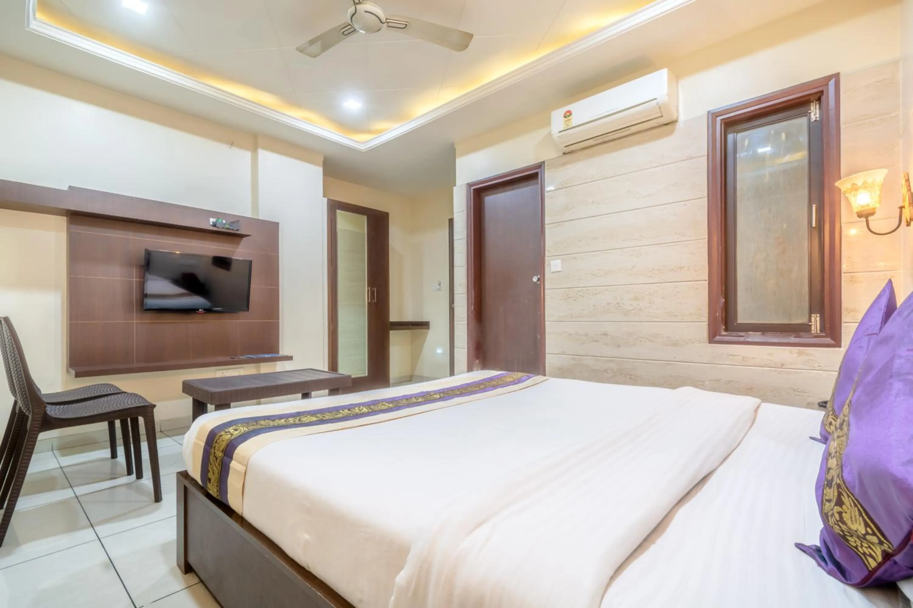 King Room in Hotel Sunday Inn