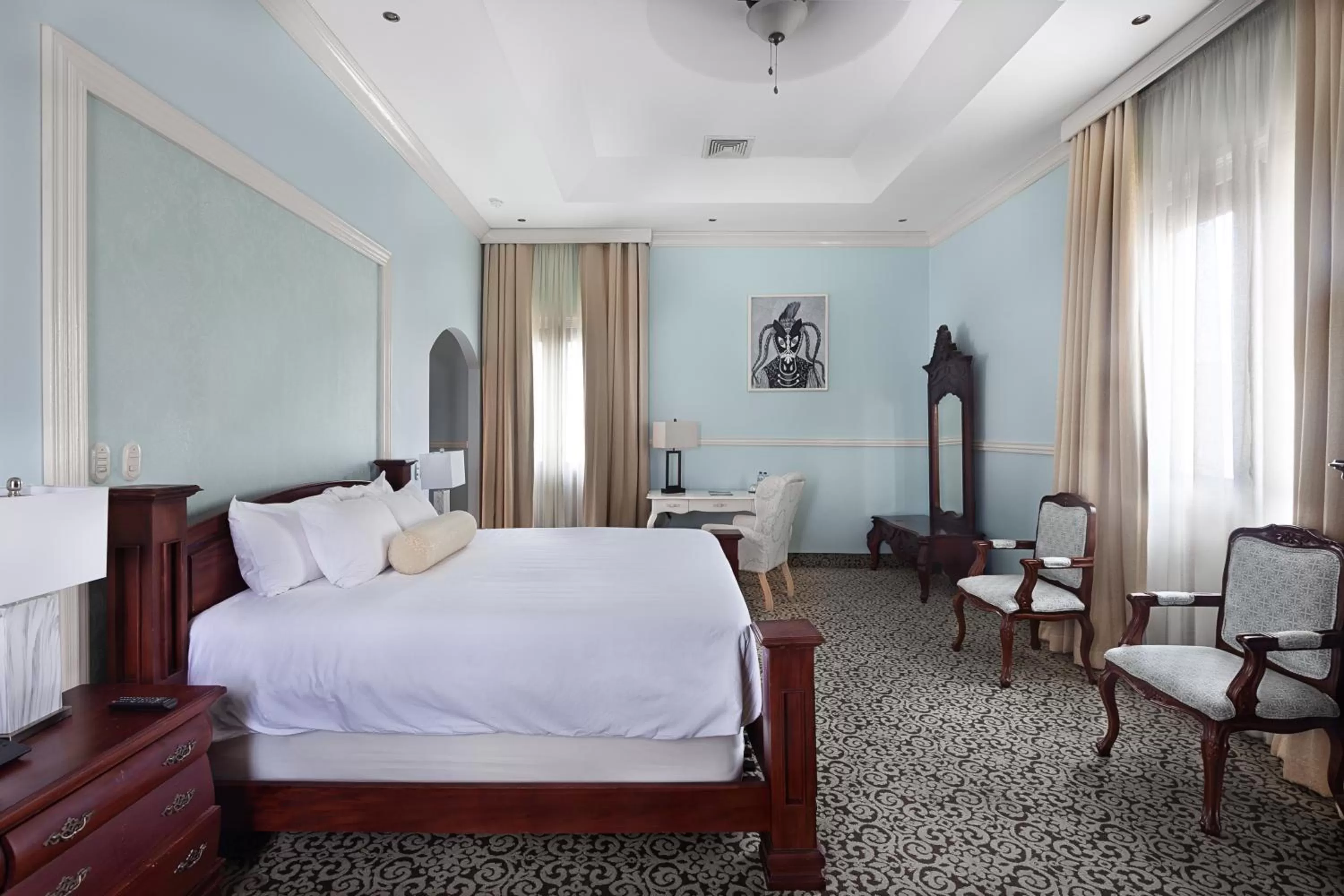 Azul - Presidential historic suite with private terrace in Hotel la Perla Leon