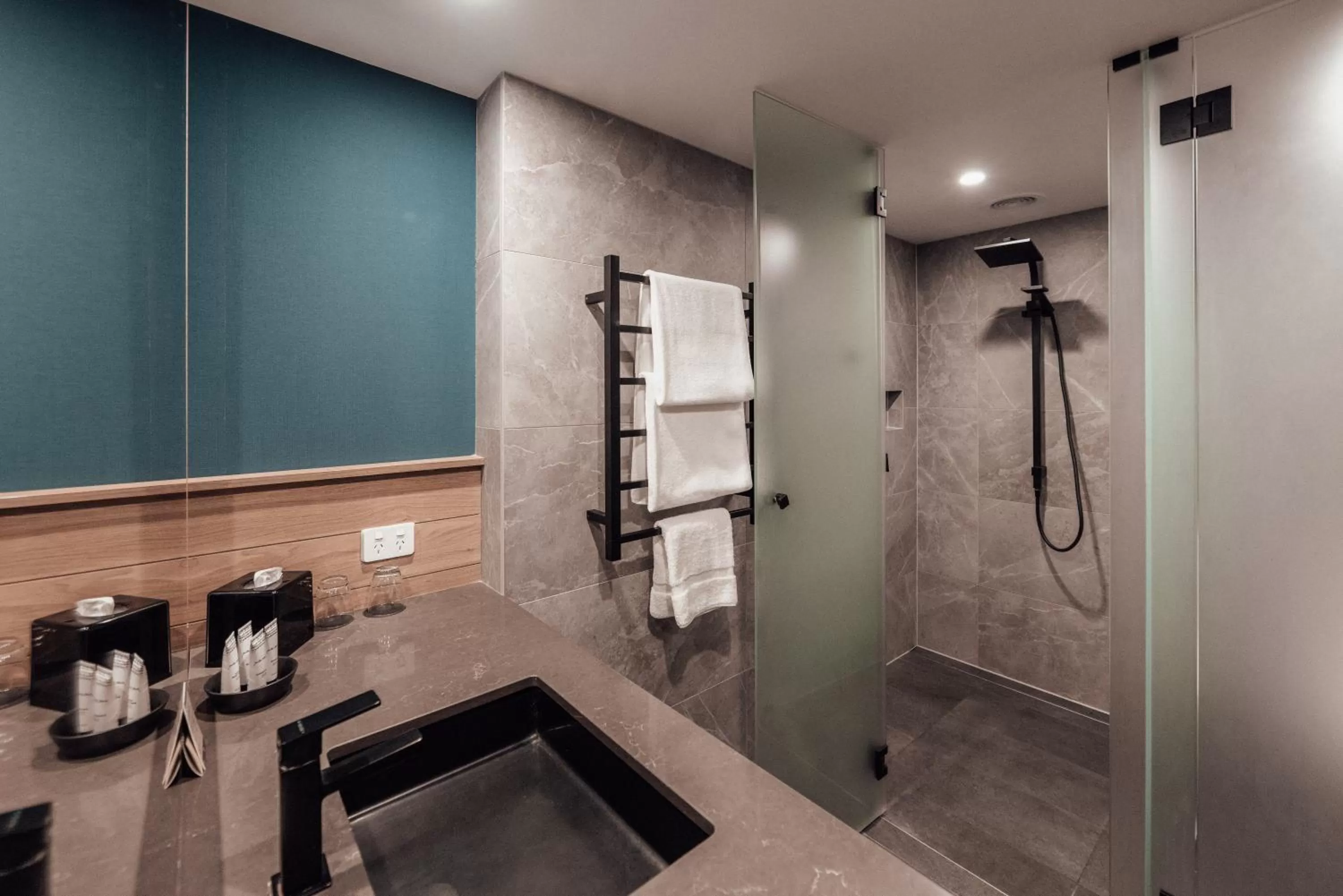 King Suite with Balcony - Adult Only in The Executive Inn, Newcastle