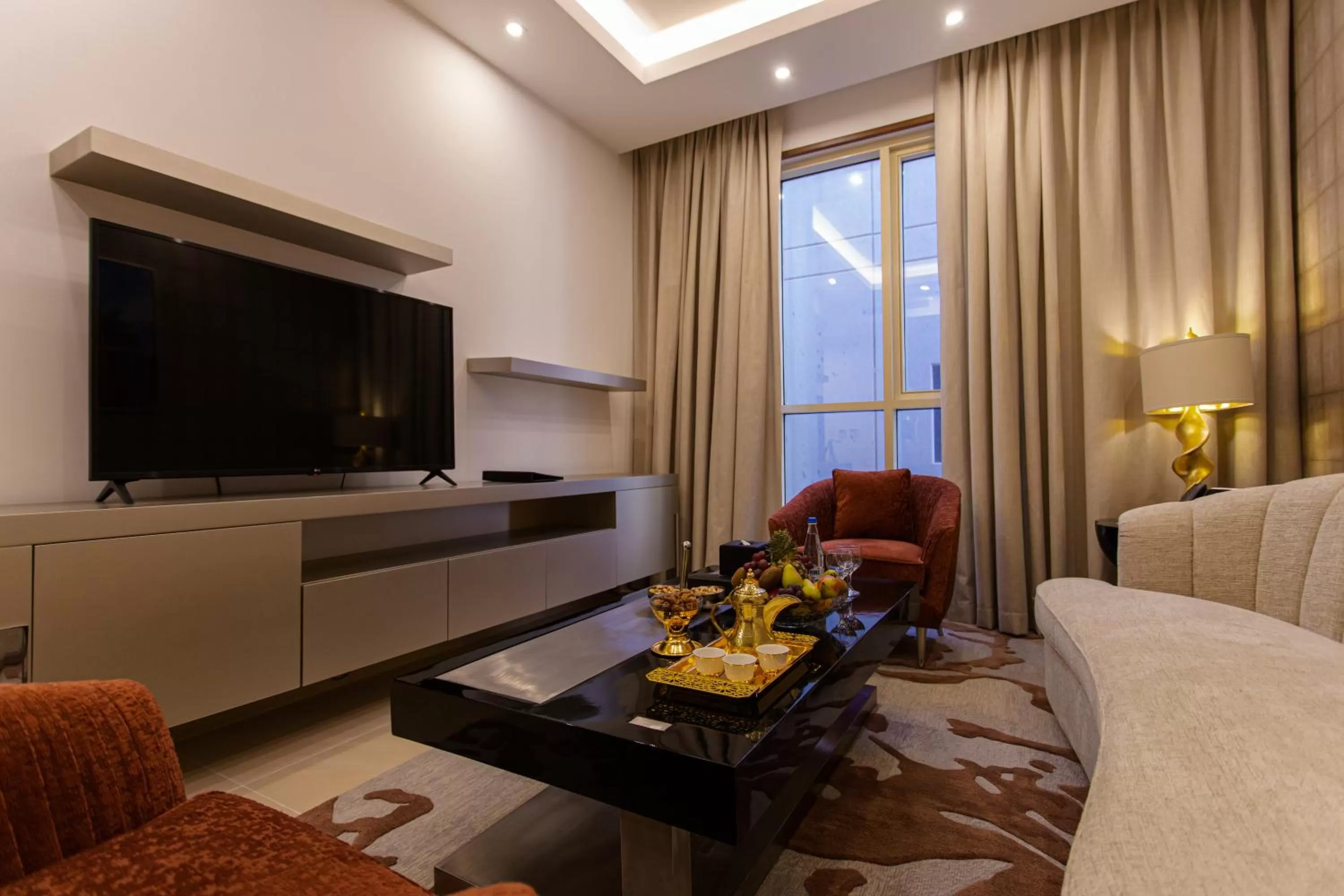 Queen Suite in Sarwat Park Hotel Riyadh-Diplomatic Quarter فندق سروات بارك الرياض-حي السفارات