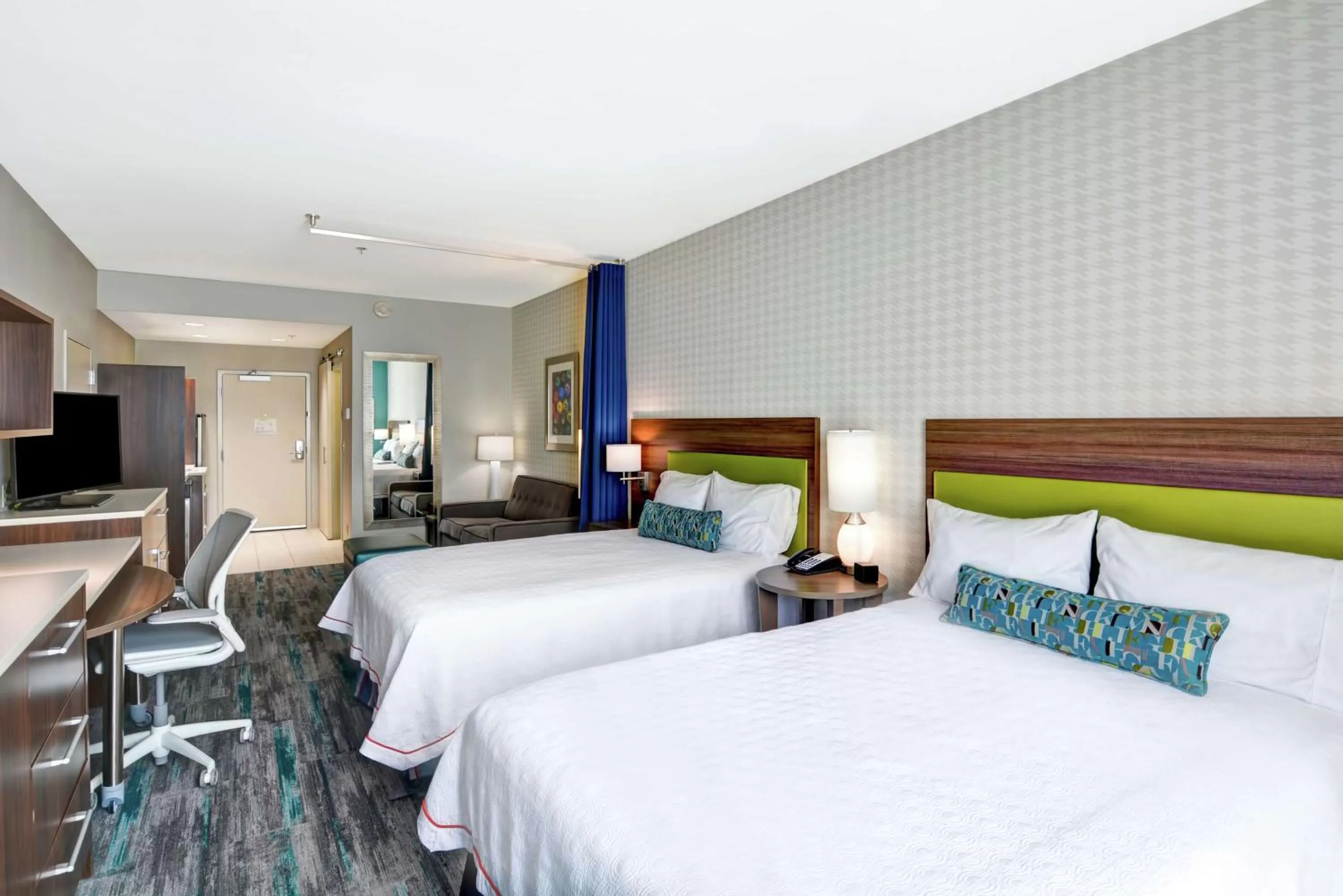 Queen Suite with Two Queen Beds - Mobility/Hearing Access - Non-Smoking in Home2 Suites By Hilton Conway