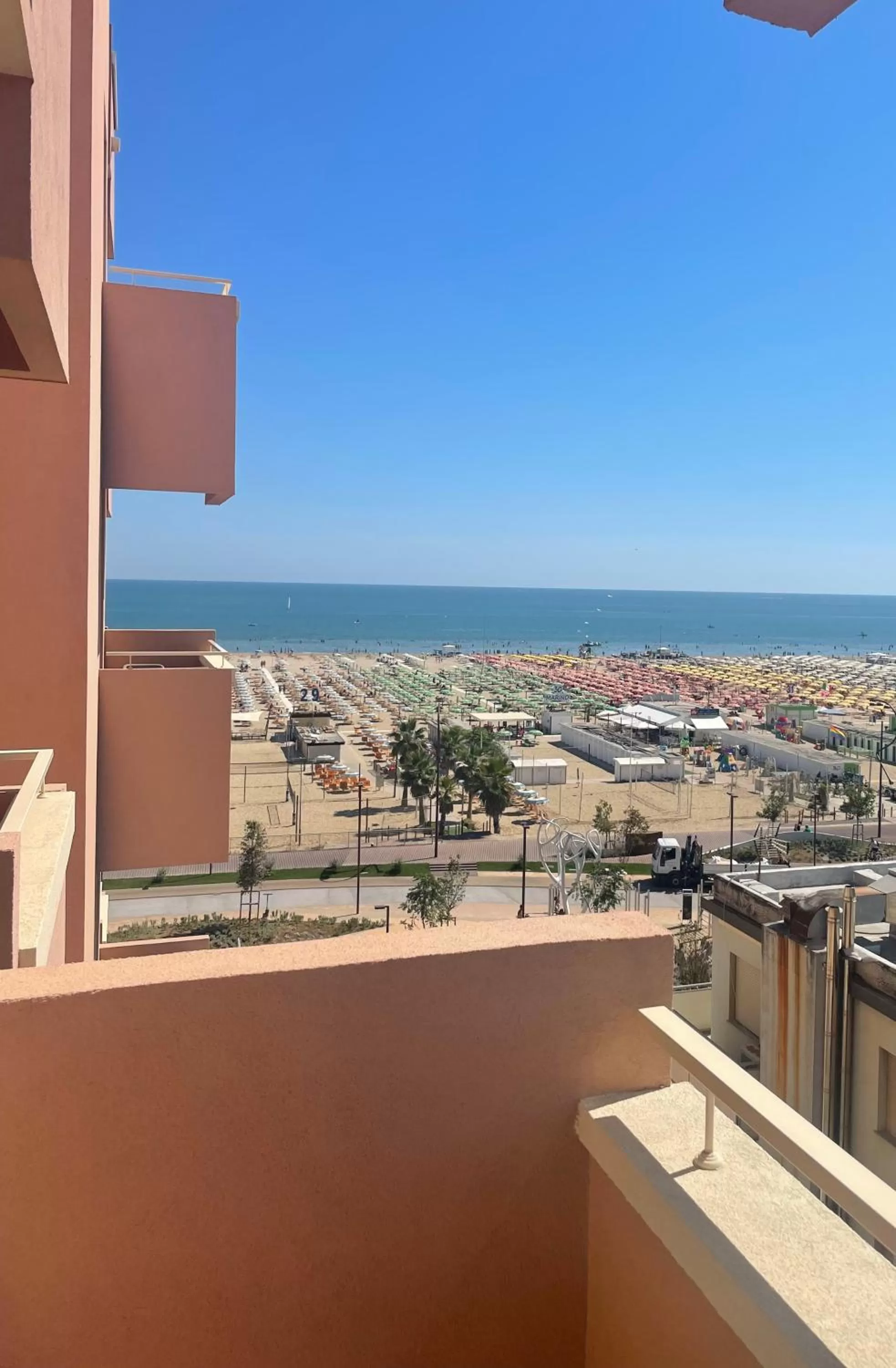 Triple Room with Lateral Sea View in Hotel Bellevue