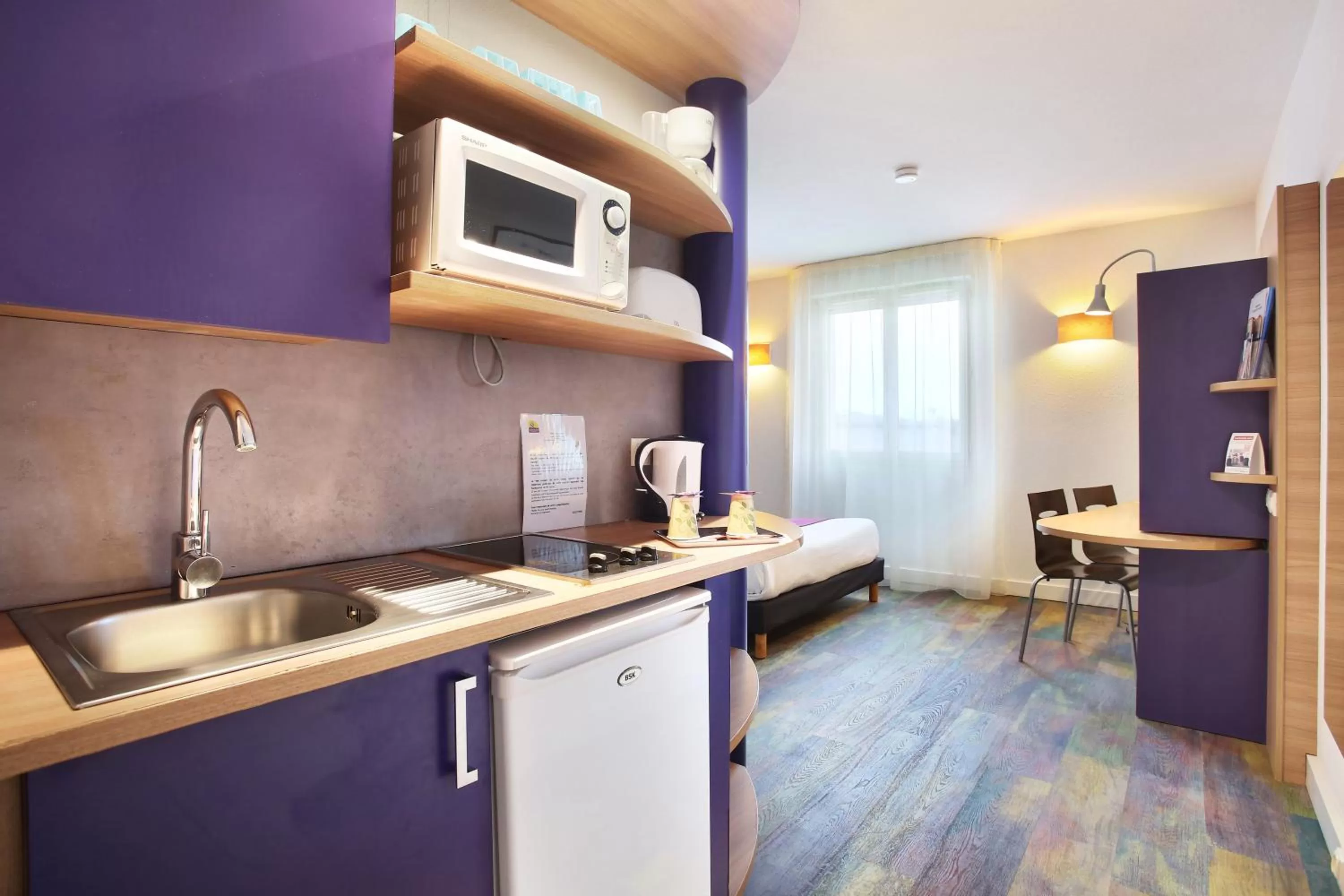 Chambre Confort in Suite-Home Orléans-Saran