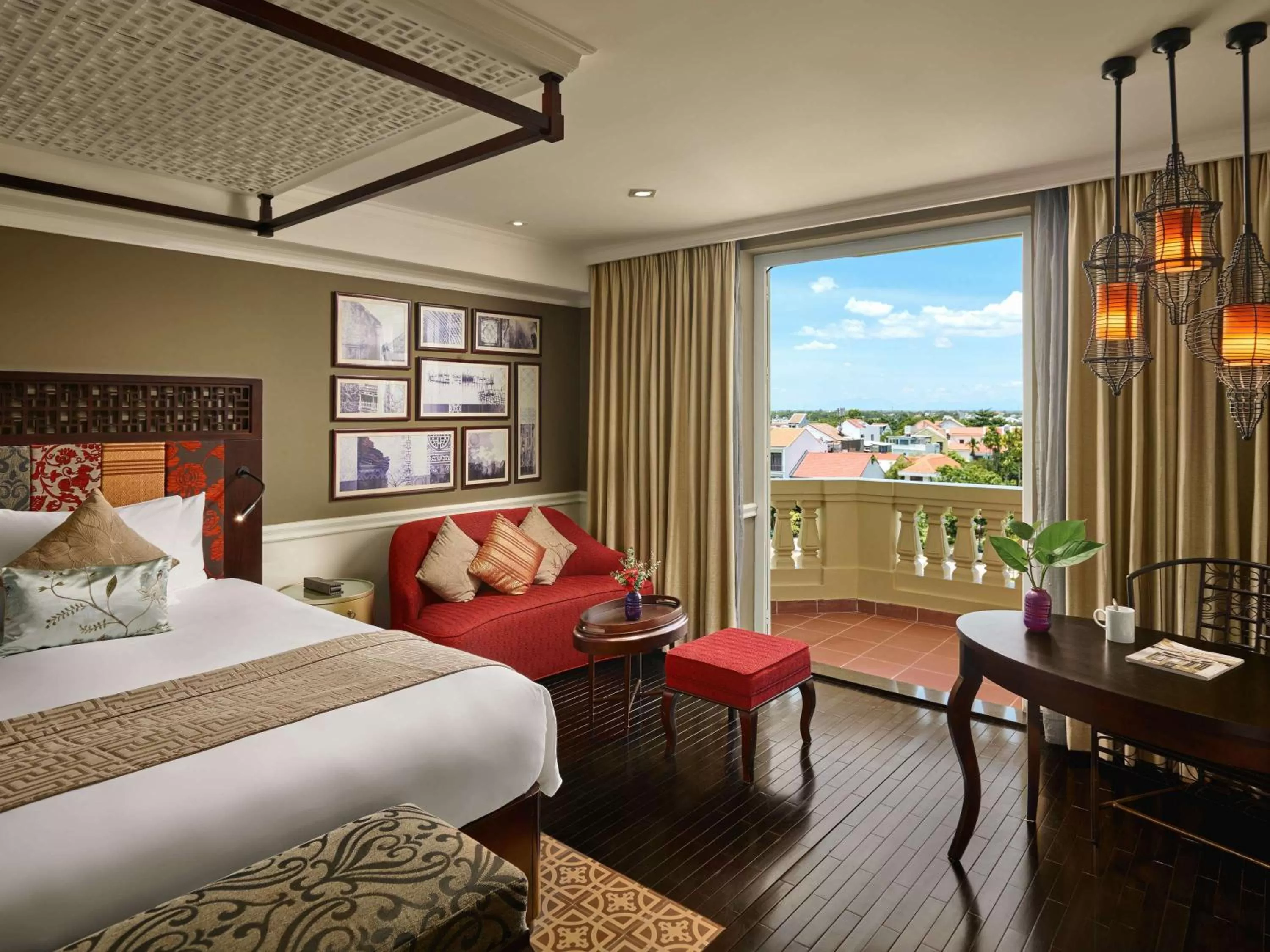 Grand Deluxe King Room in Hotel Royal Hoi An - MGallery