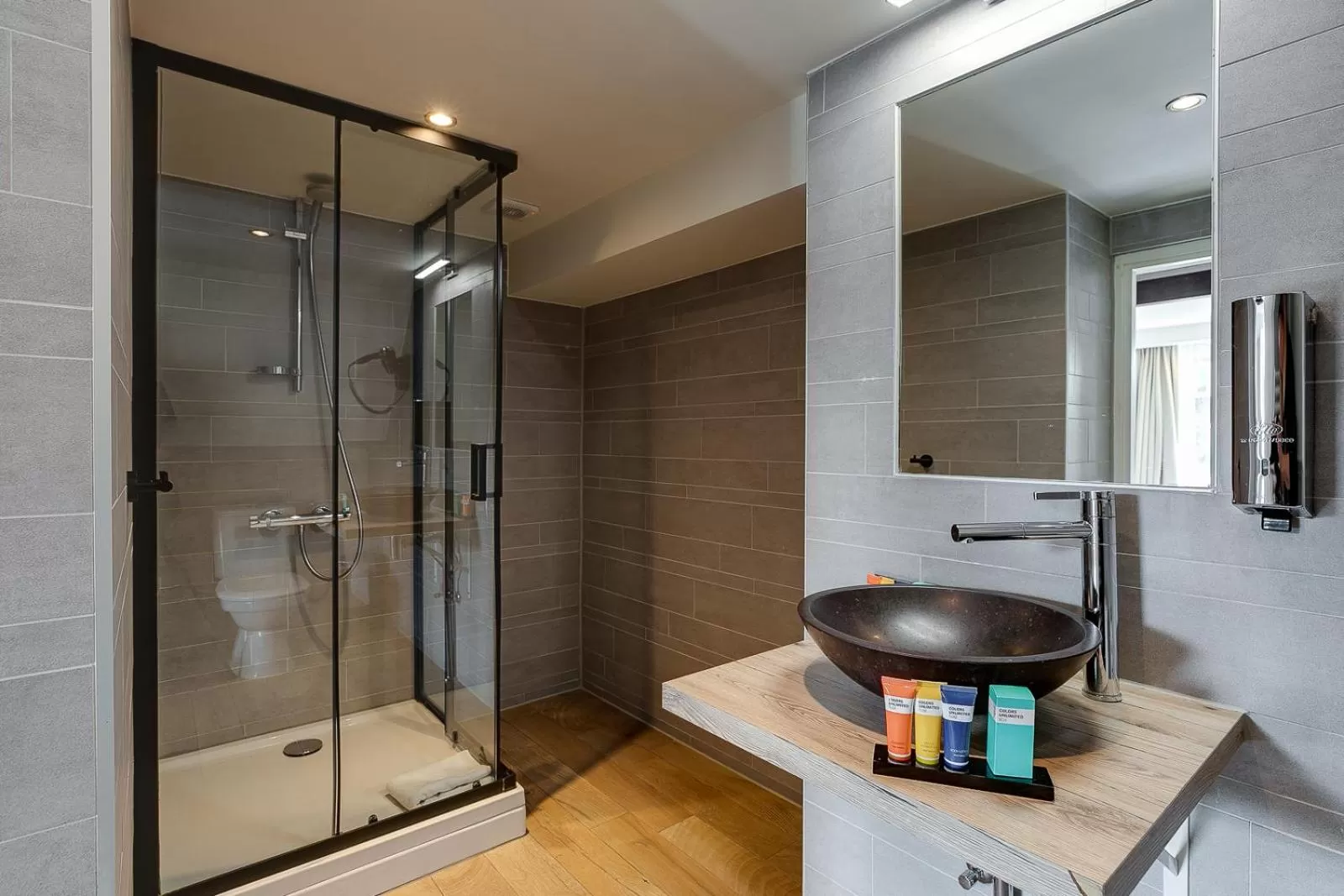 Standard Double or Twin Room in Hotel Royal Bridges