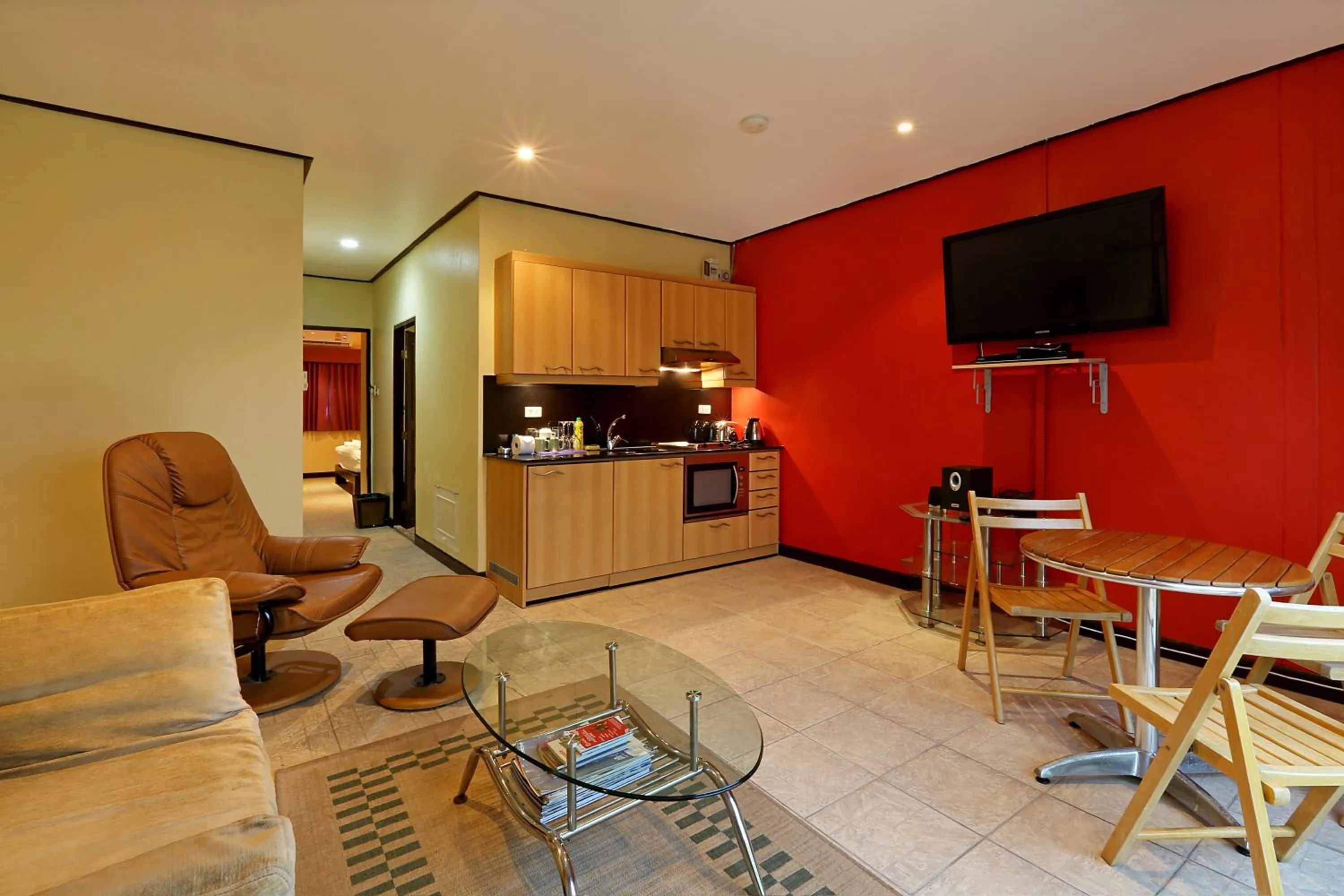 Penthouse Apartment in Angus O'Tool's Guesthouse