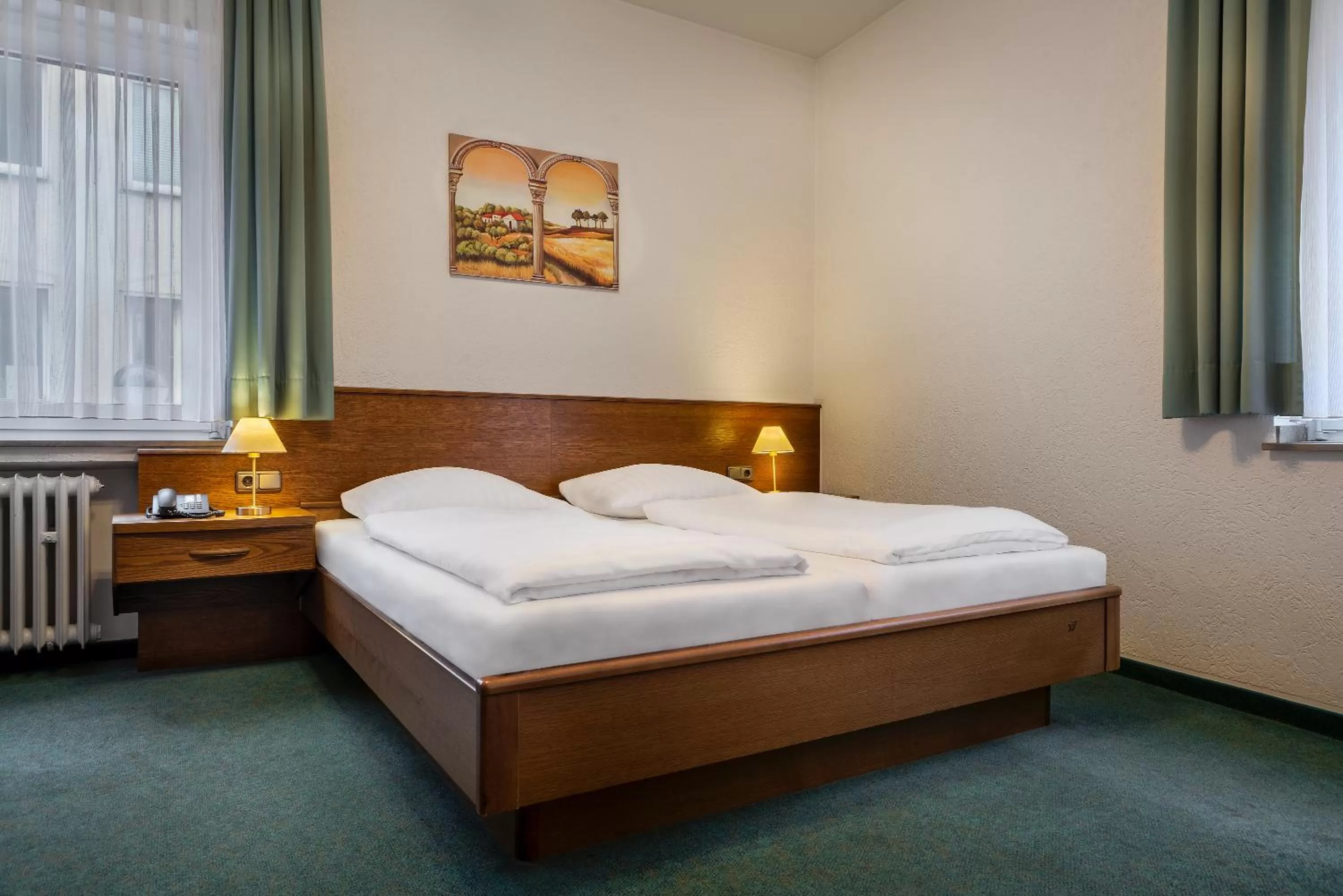 Twin Room in Garner Hotel Cologne - Engelbertz by IHG