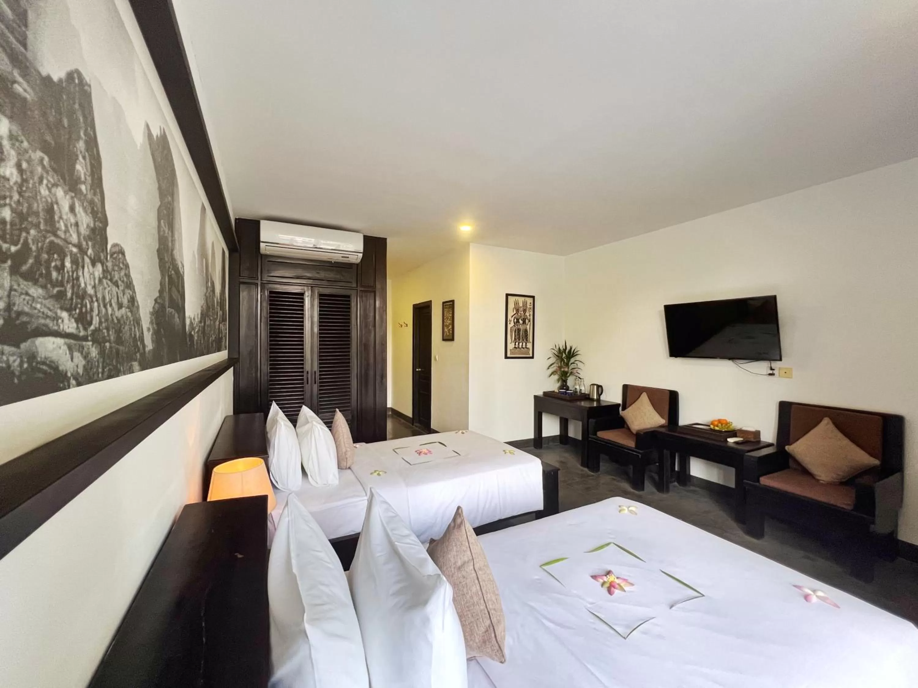 Deluxe Twin Pool View with Balcony - single occupancy in The Bliss Angkor