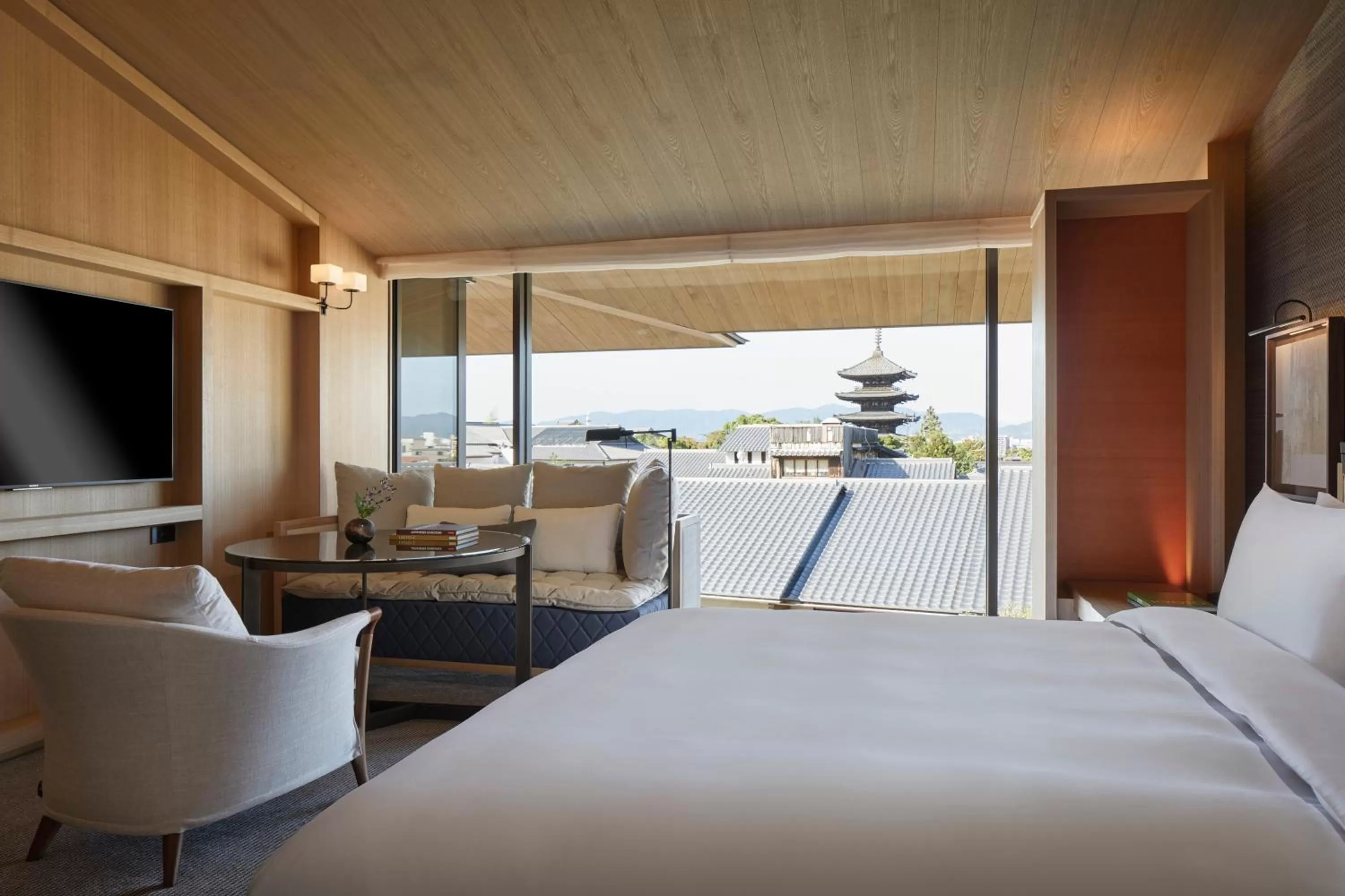 King Room with One King Bed and Pagoda View in Park Hyatt Kyoto