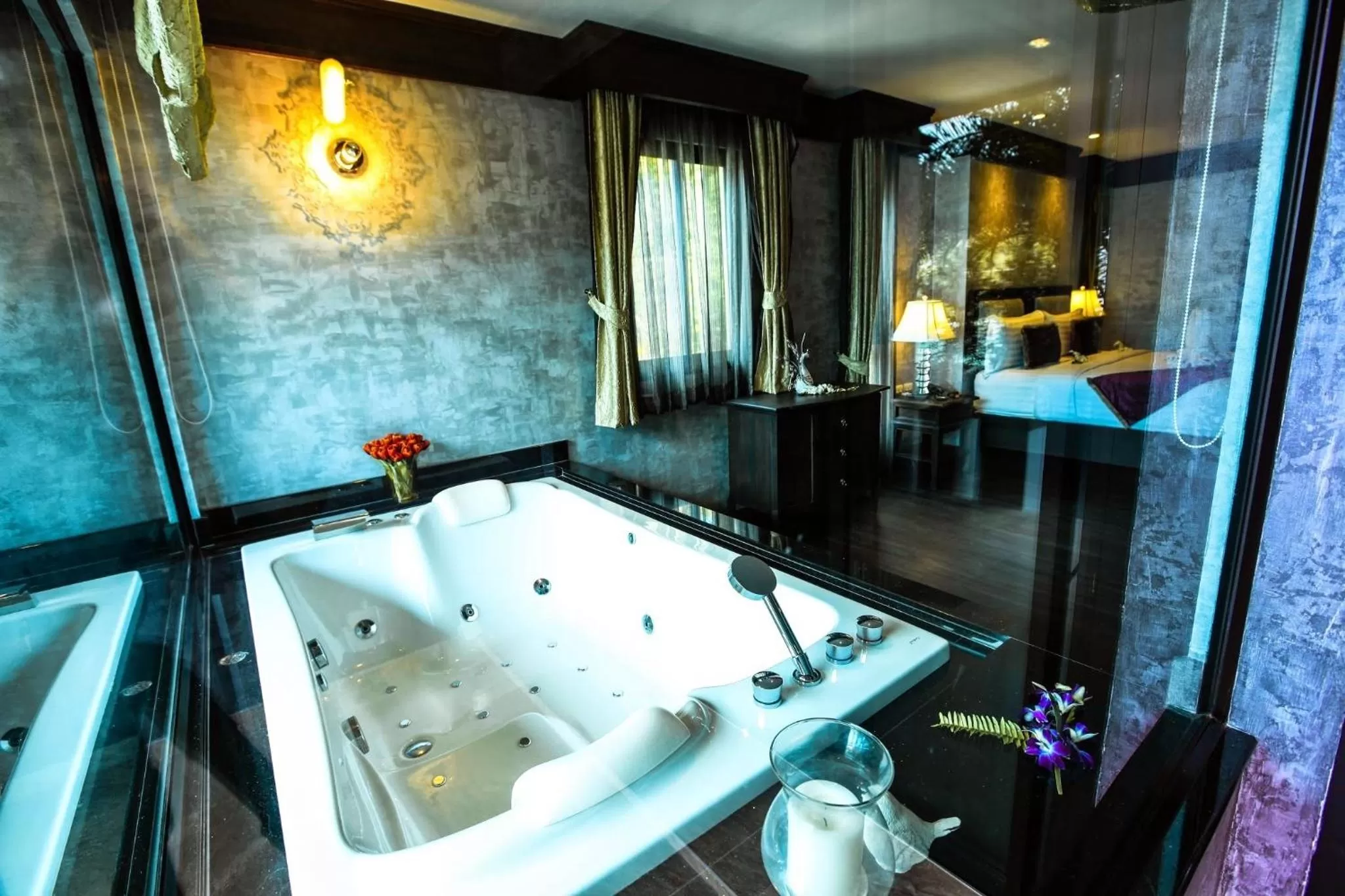 Suite with Spa Bath in I Calm Resort Cha Am