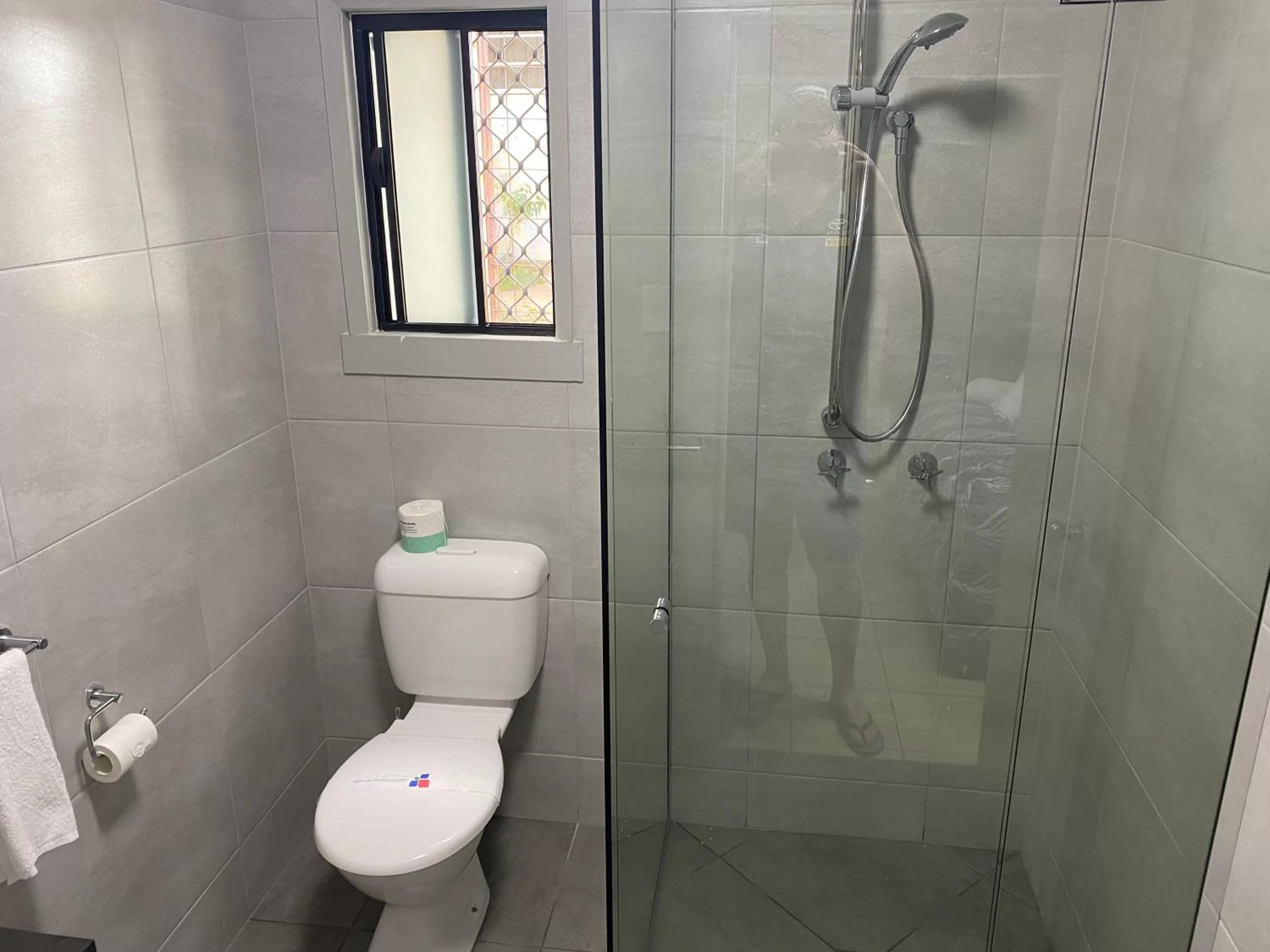 Budget Double or Twin Room in Rix Hotel Motel