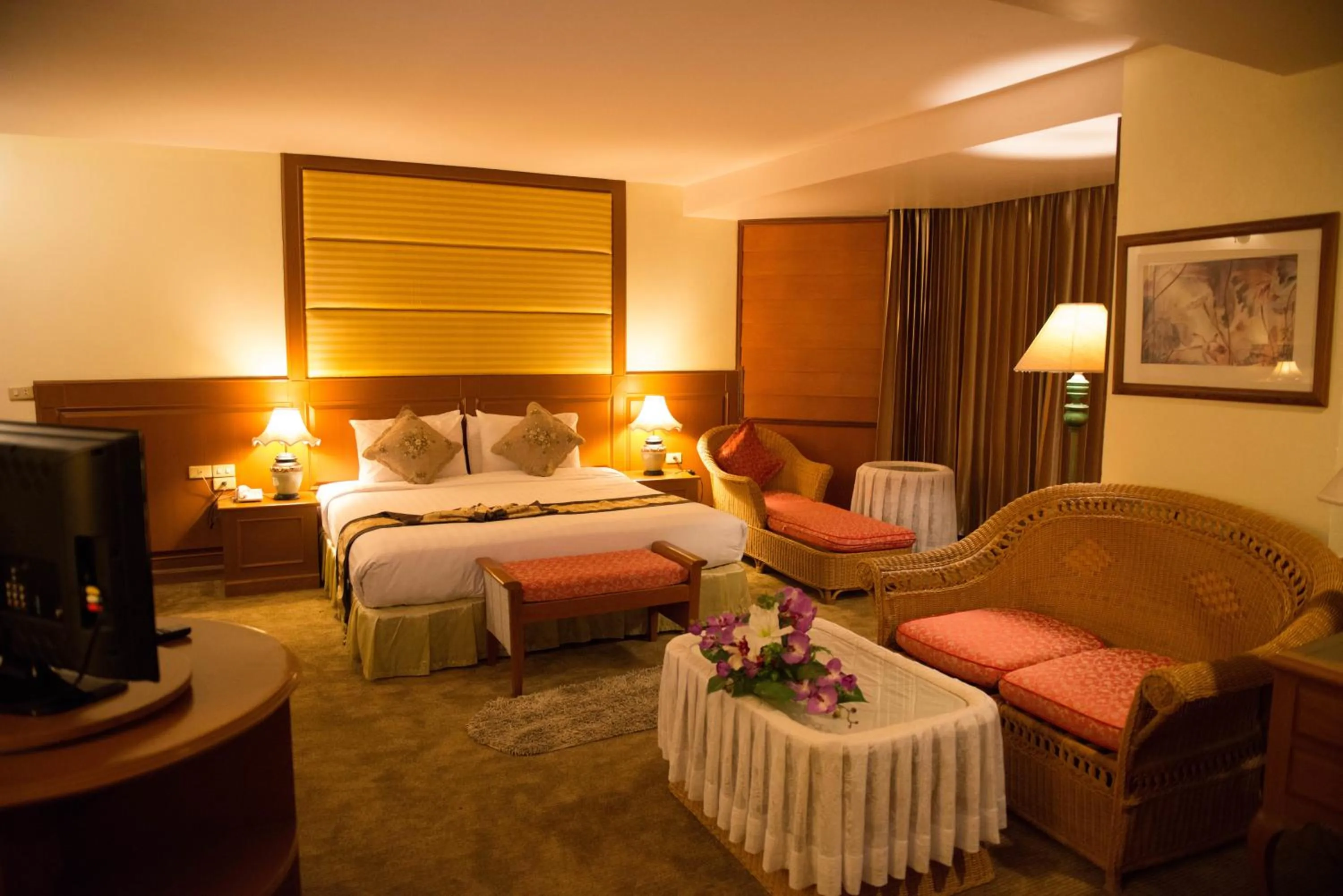 Premier Suite in Phayao Gateway Hotel