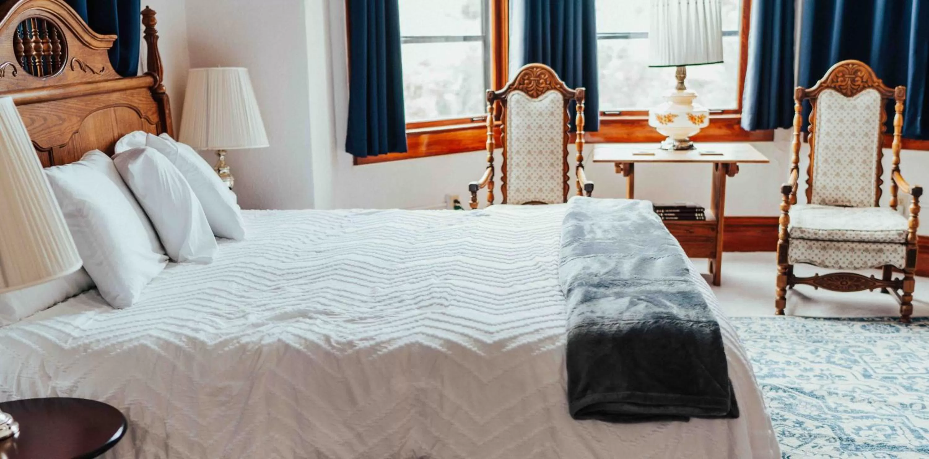 Premier Suite in Town Hall Inn