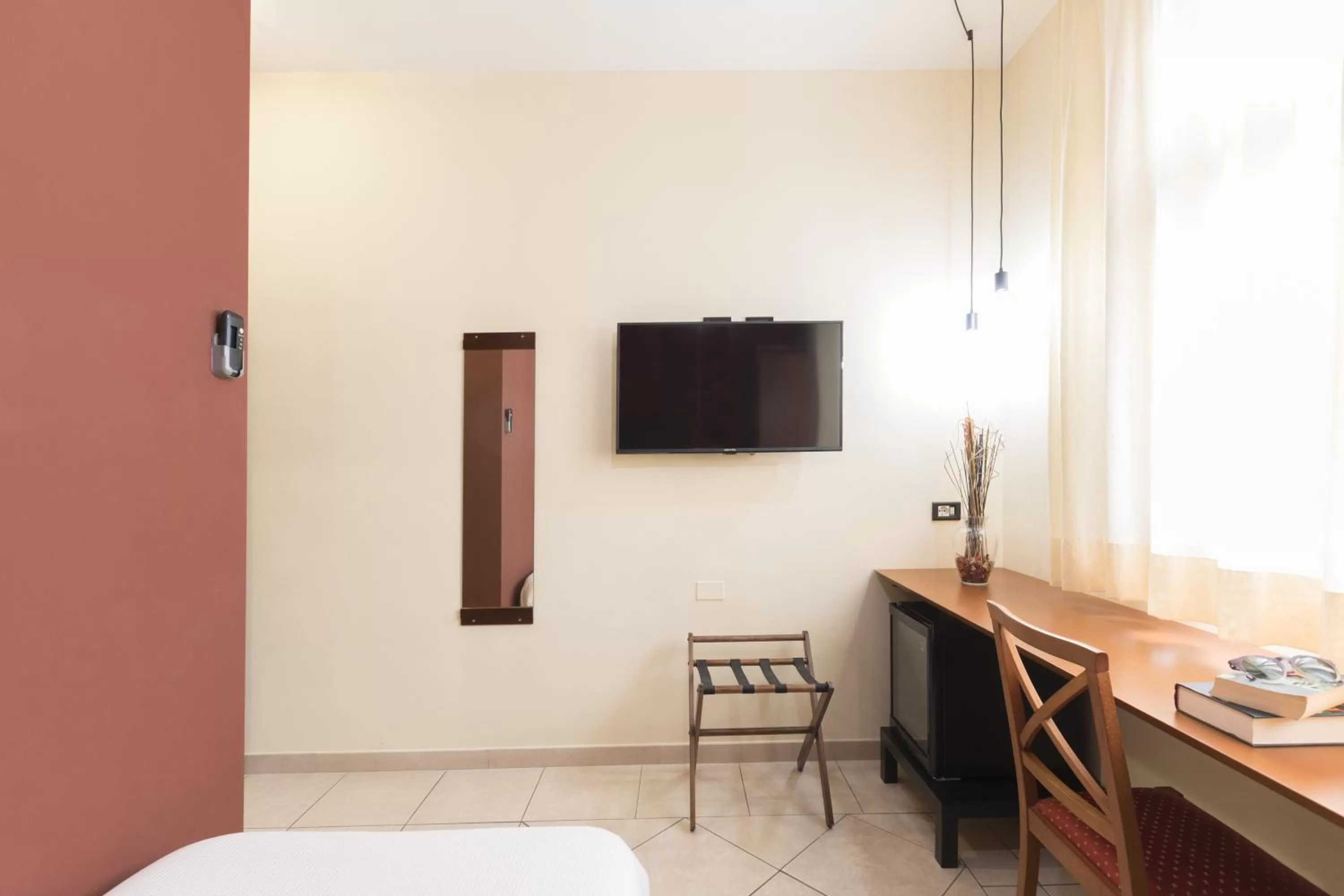 Single Room in Hotel La Baia