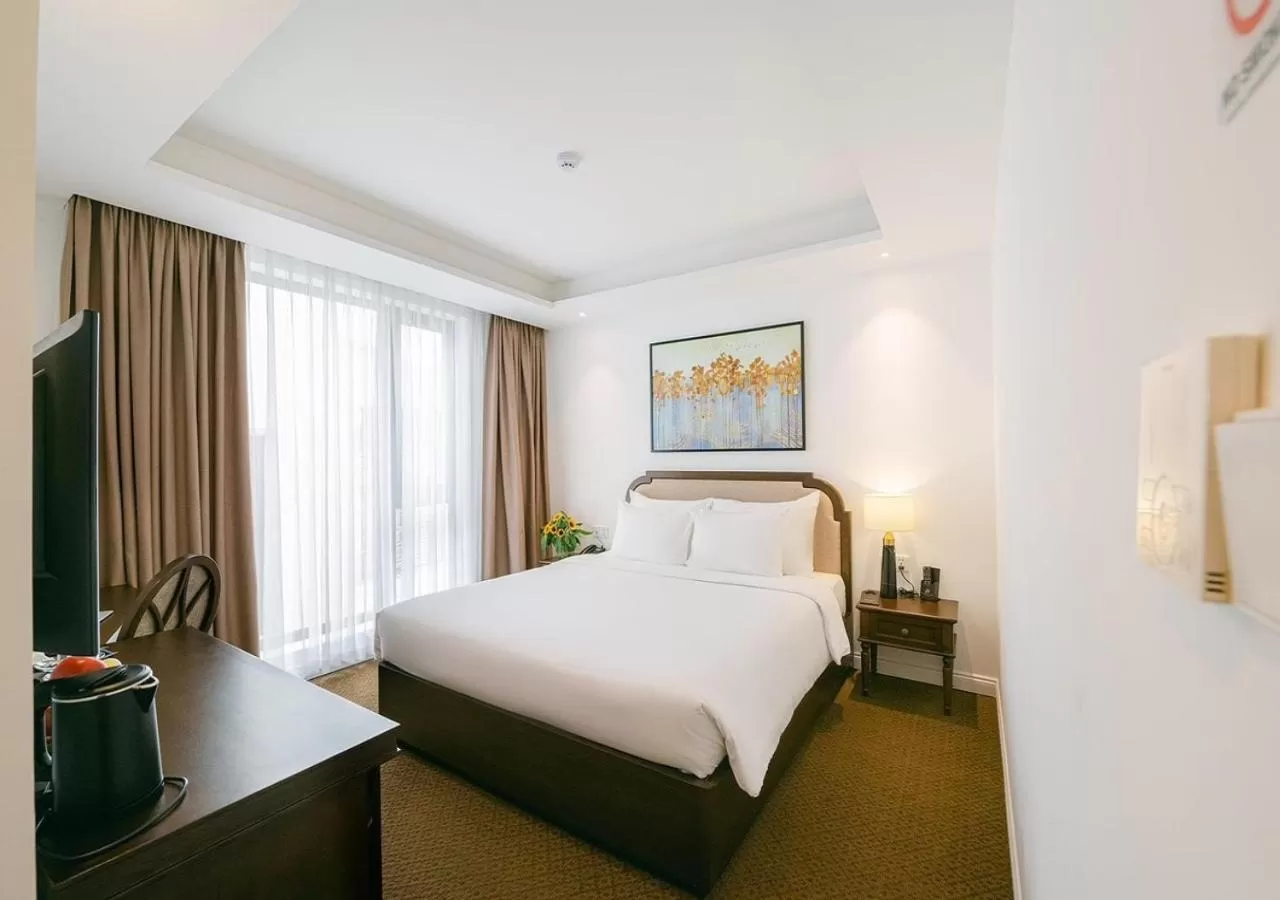Deluxe Double Room in Marigold Hotel Hanoi