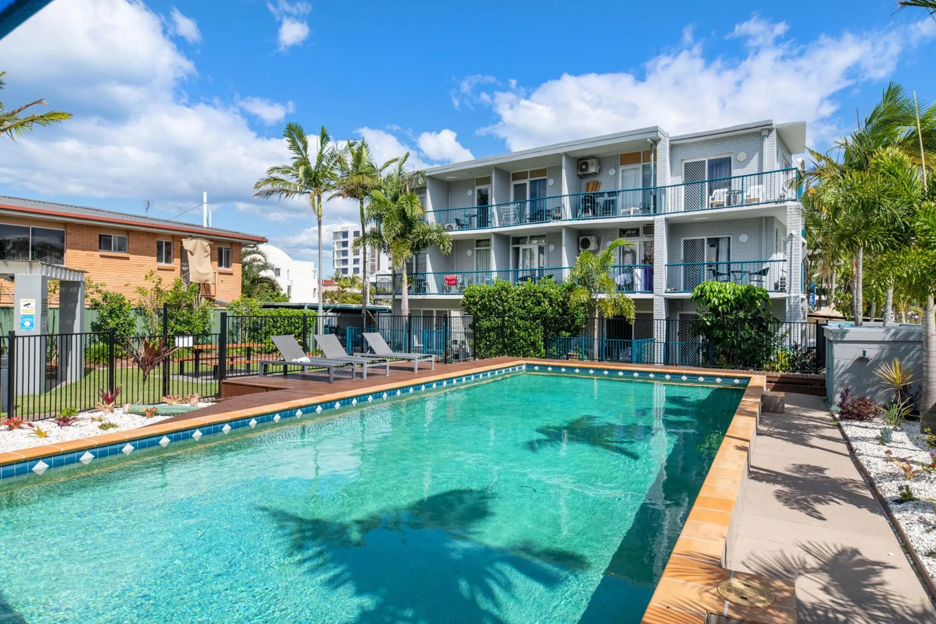 Broadwater Keys Holiday Apartments