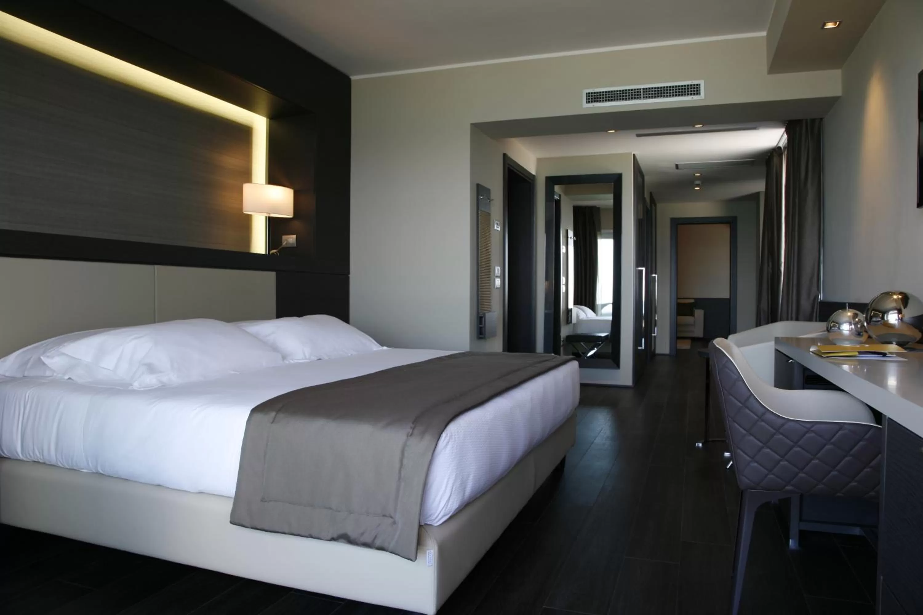Suite with Spa Package - single occupancy in Ego Hotel