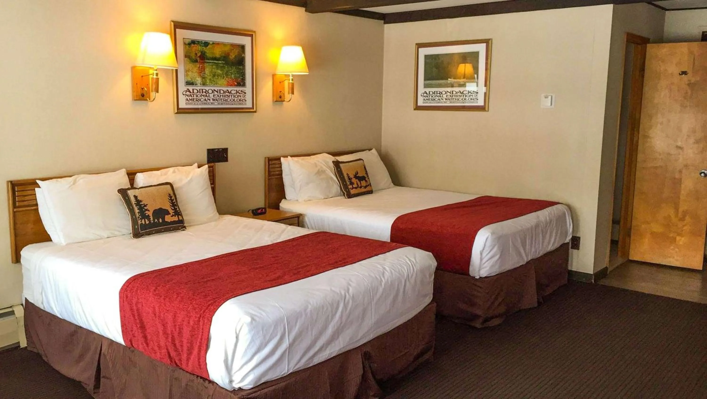 Standard Queen Room with Two Queen Beds in Adirondack Lodge Old Forge