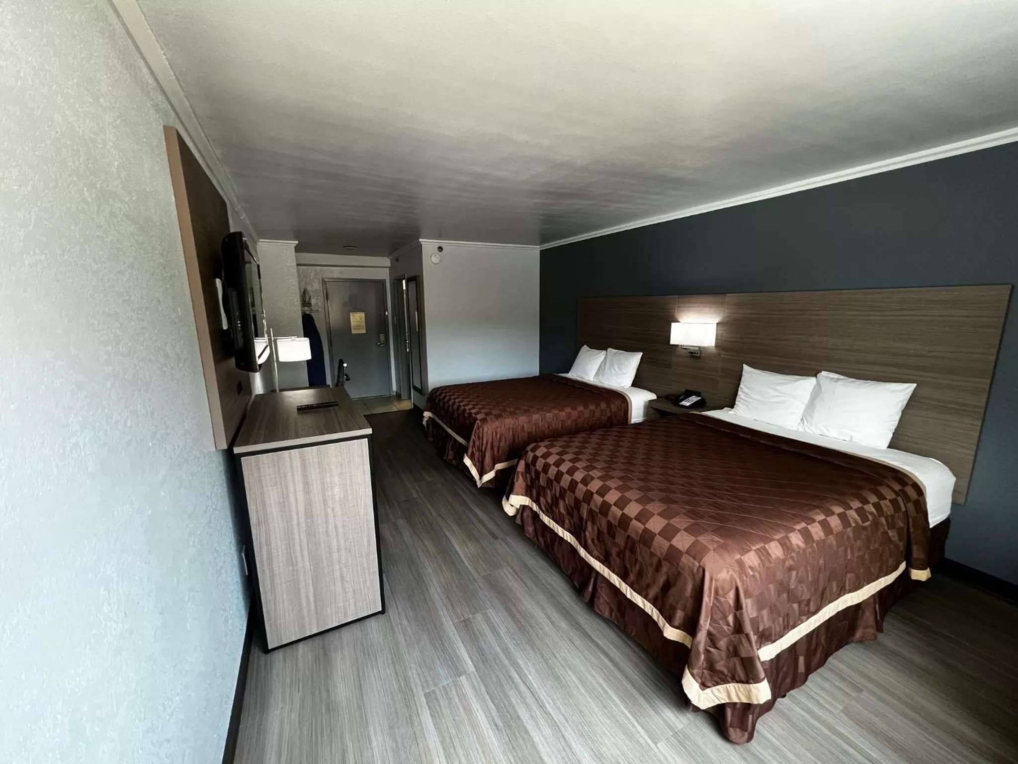 Queen Room with Two Queen Beds - Disability Access in Super 8 by Wyndham Fort Worth Entertainment District