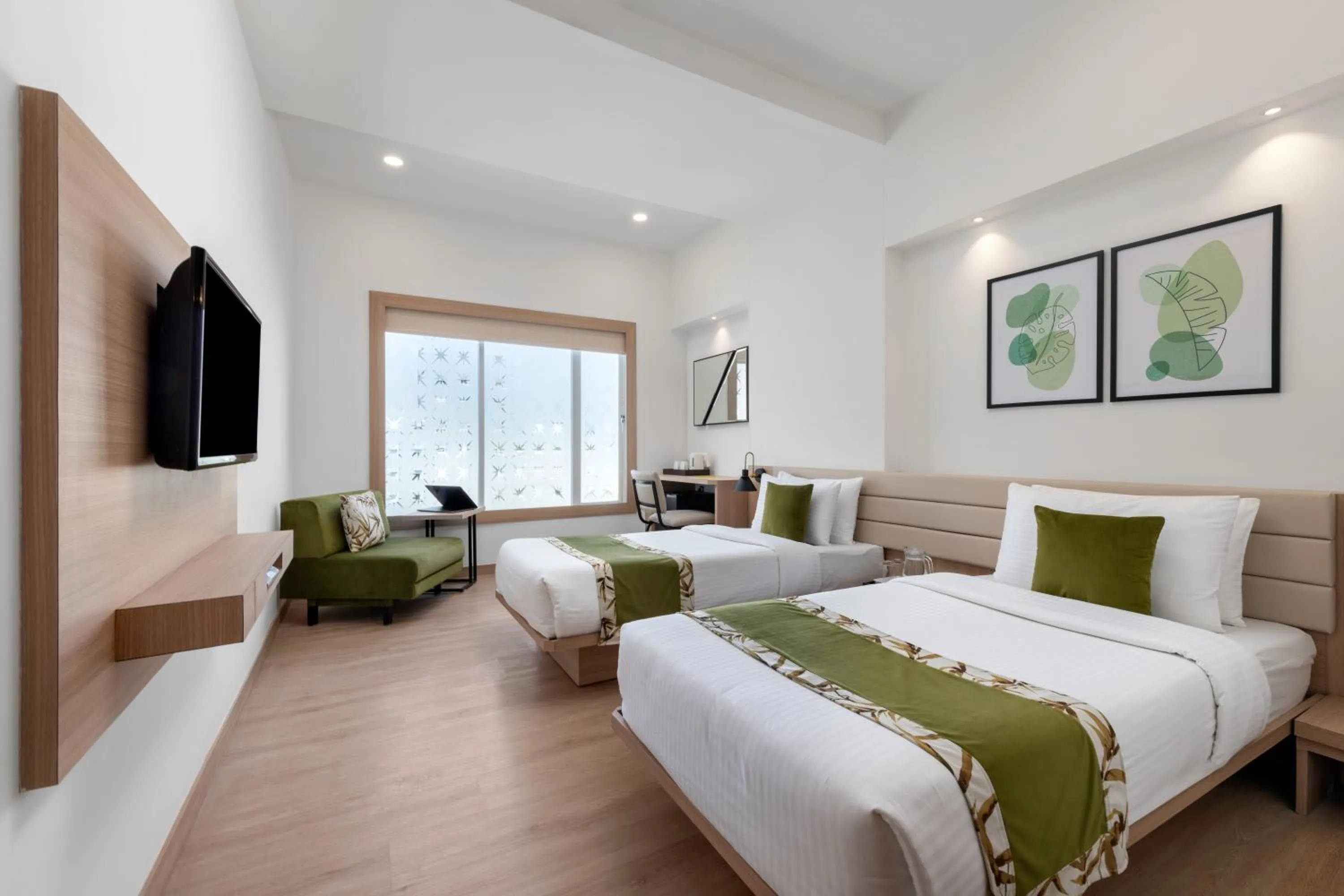 Business Room (Complimentary Meal Upgrade to next higher meal plan per night per room) - single occupancy in Lemon Tree Hotel, Vadodara