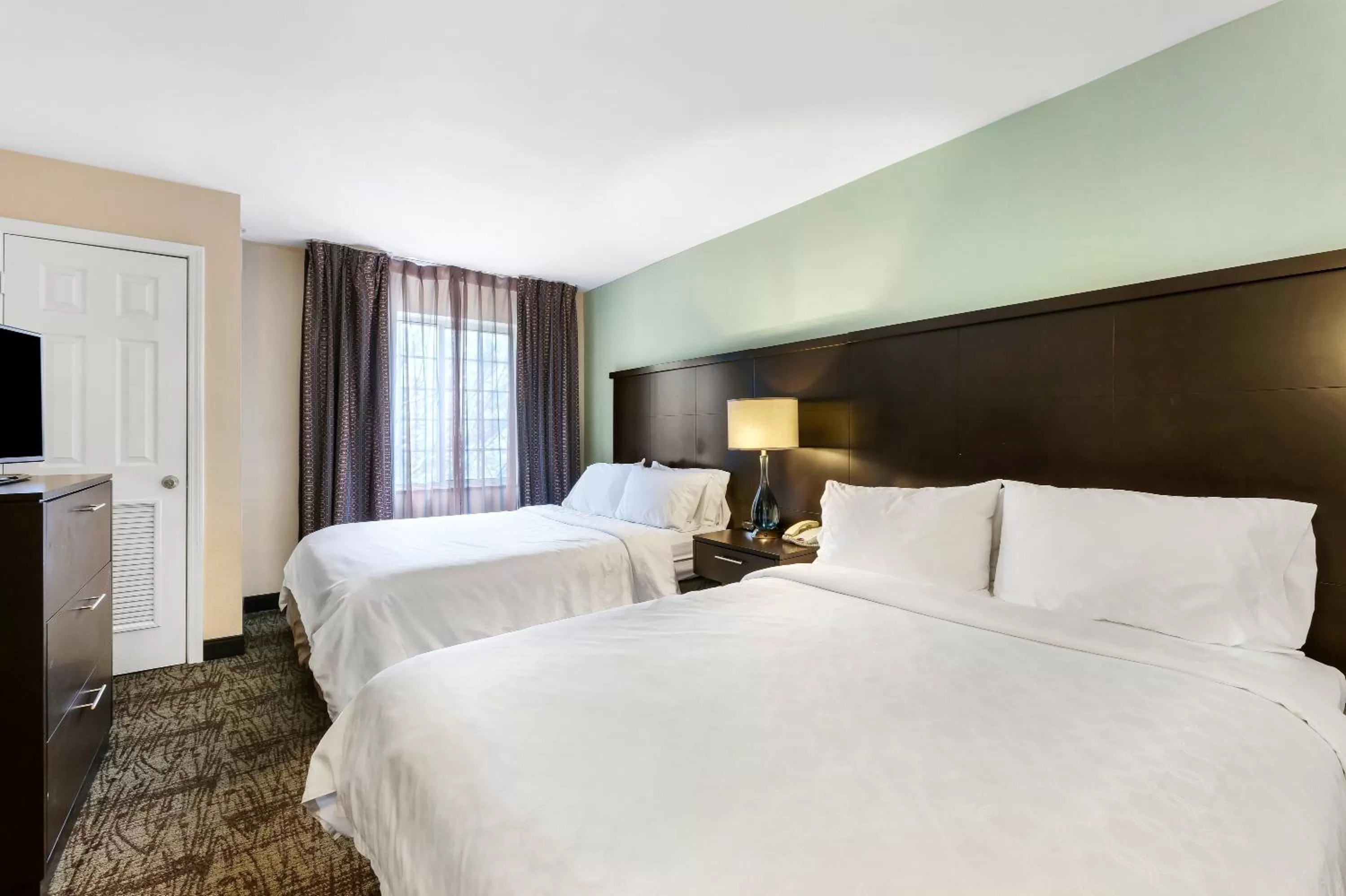 Two-Bedroom Suite with Three Queen Beds in Staybridge Suites-Philadelphia/Mount Laurel by IHG