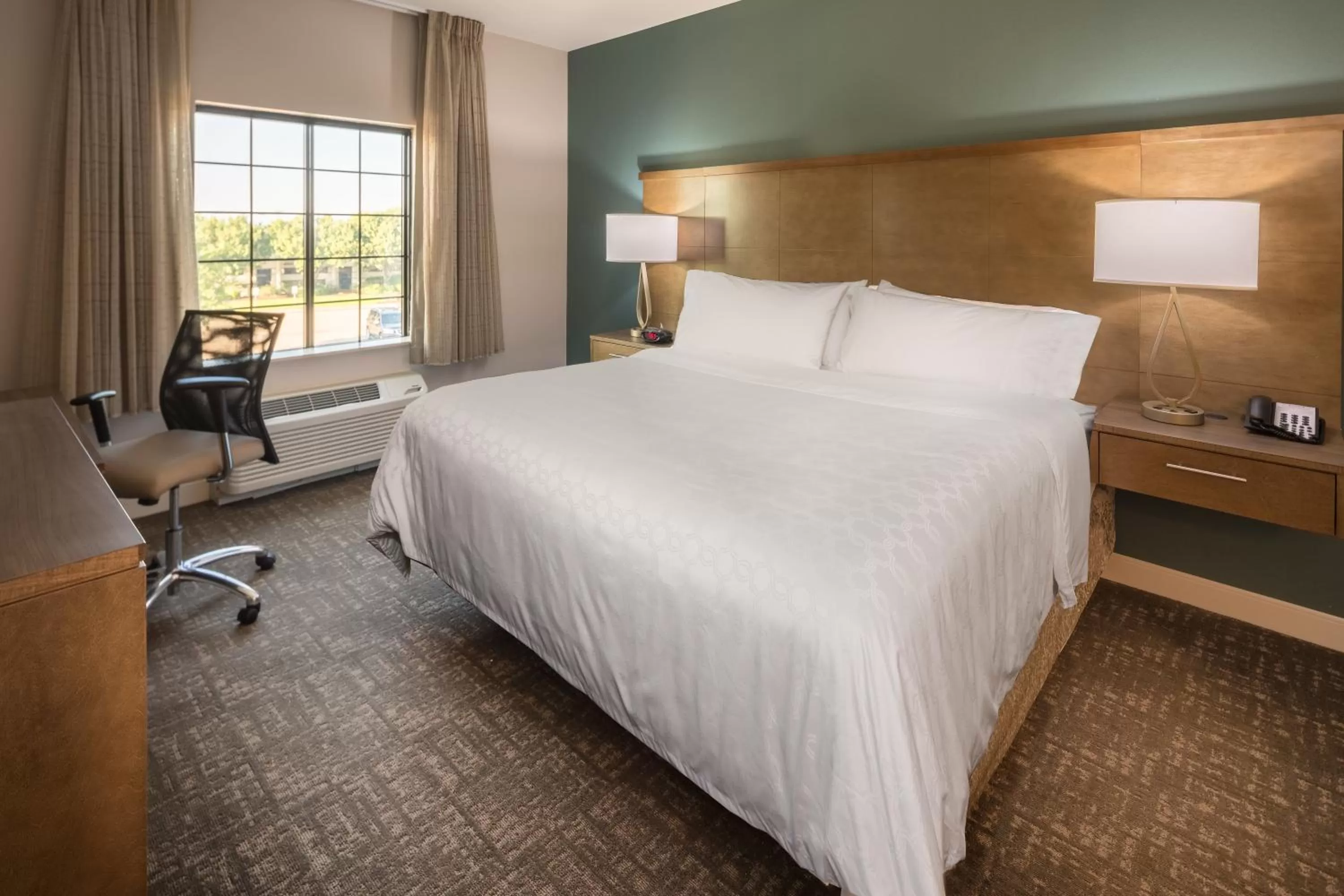 King Studio Suite - Mobility Access Tub/Non-Smoking in Staybridge Suites - Lake Jackson by IHG
