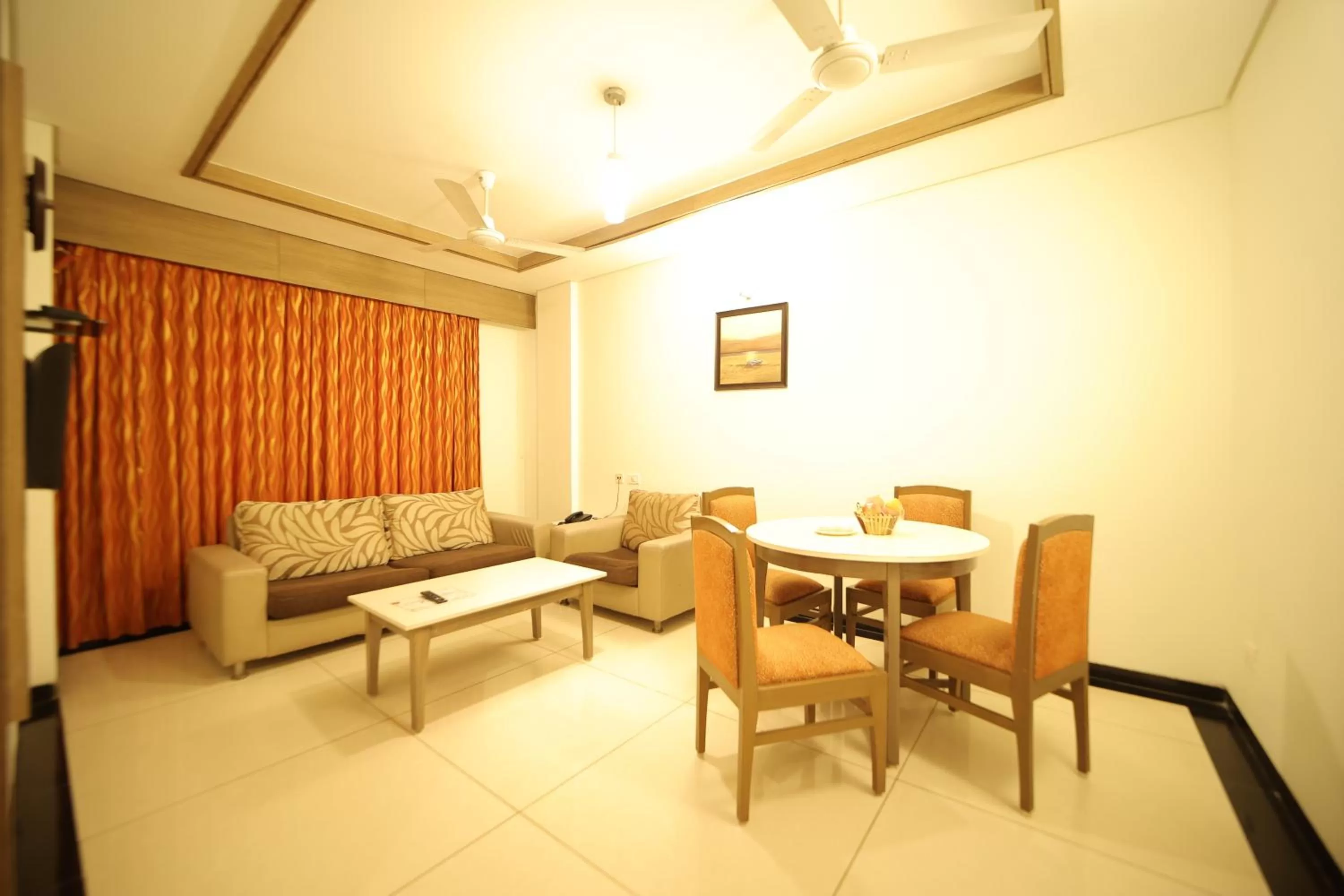 Suite in Clinton Park Inn