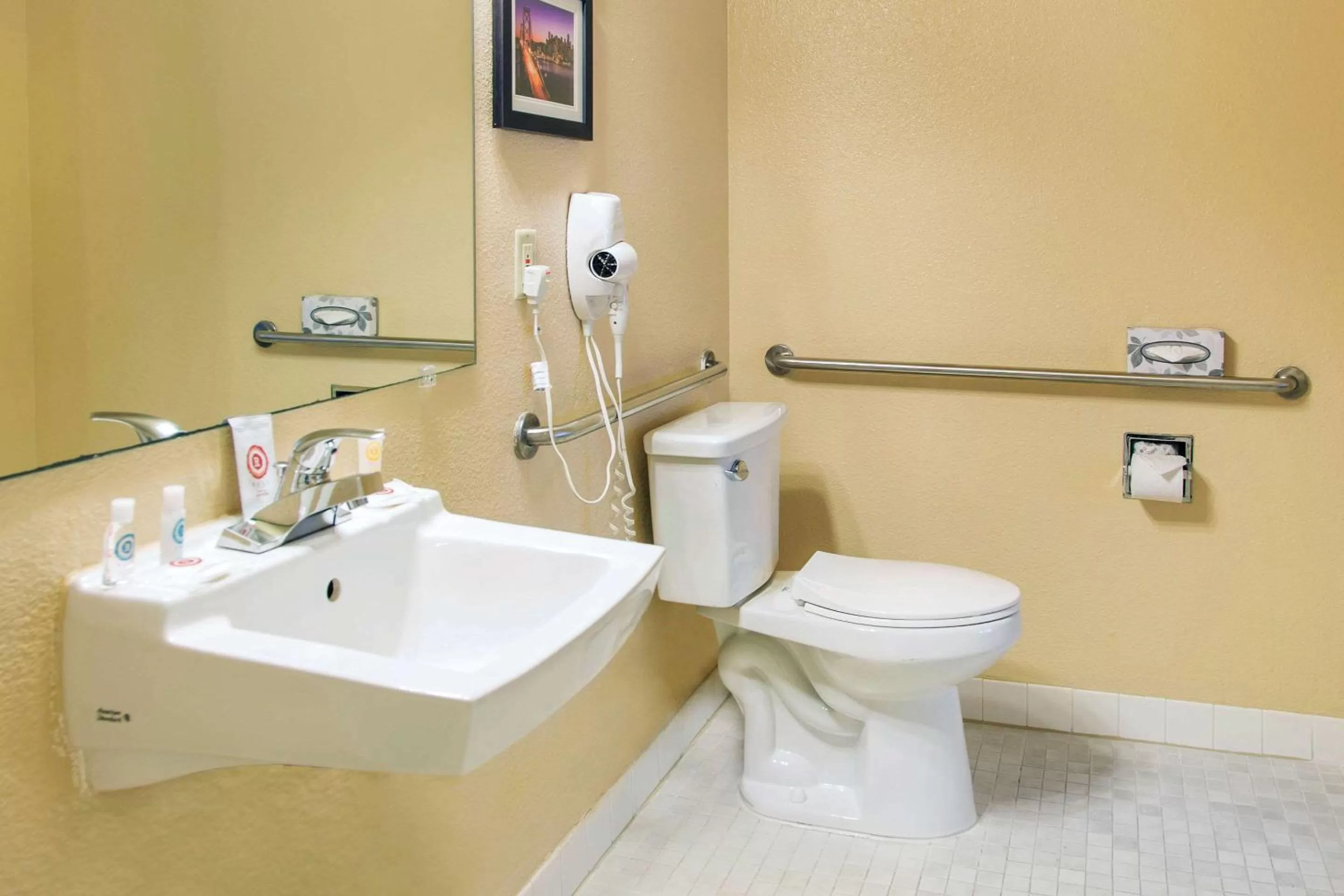 King Suite - Disability Access in Comfort Inn & Suites San Francisco Airport North