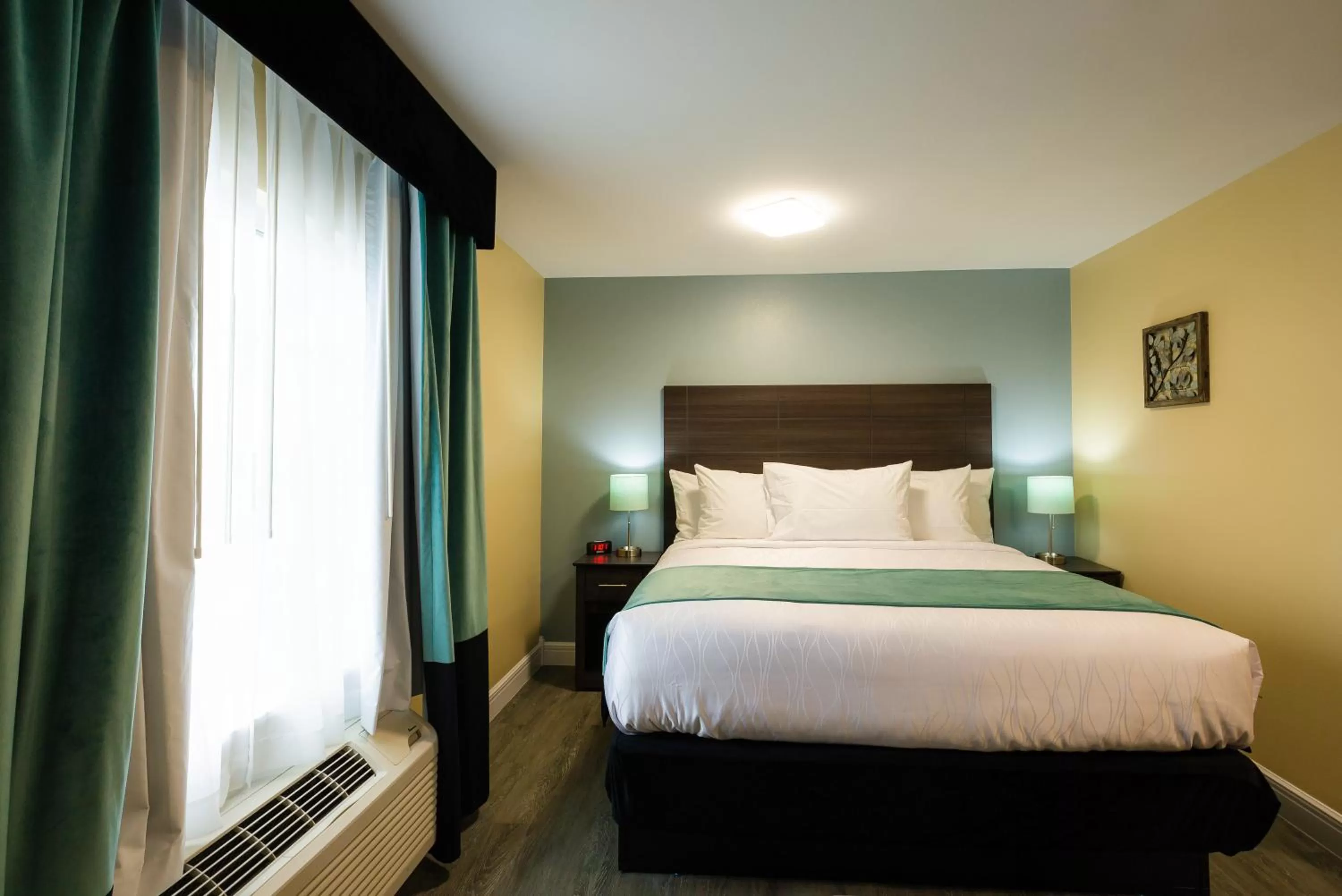 Two-Room King Suite with Two Bathrooms - Non-Smoking in Hawthorn Extended Stay by Wyndham Saint Robert