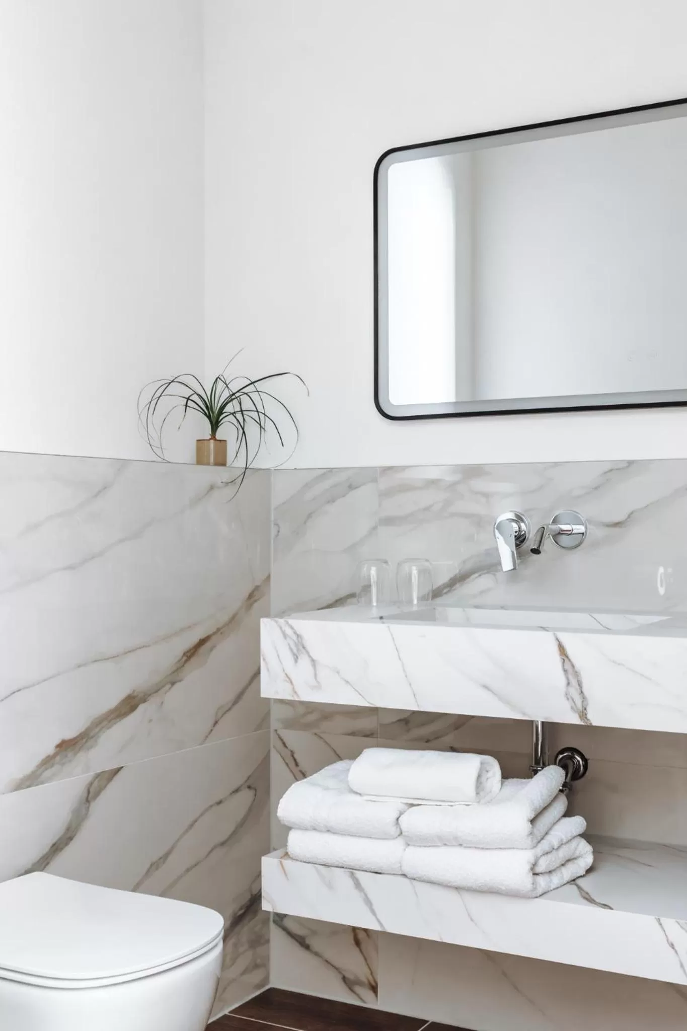 Standard Twin Room in Havendijk Hotel