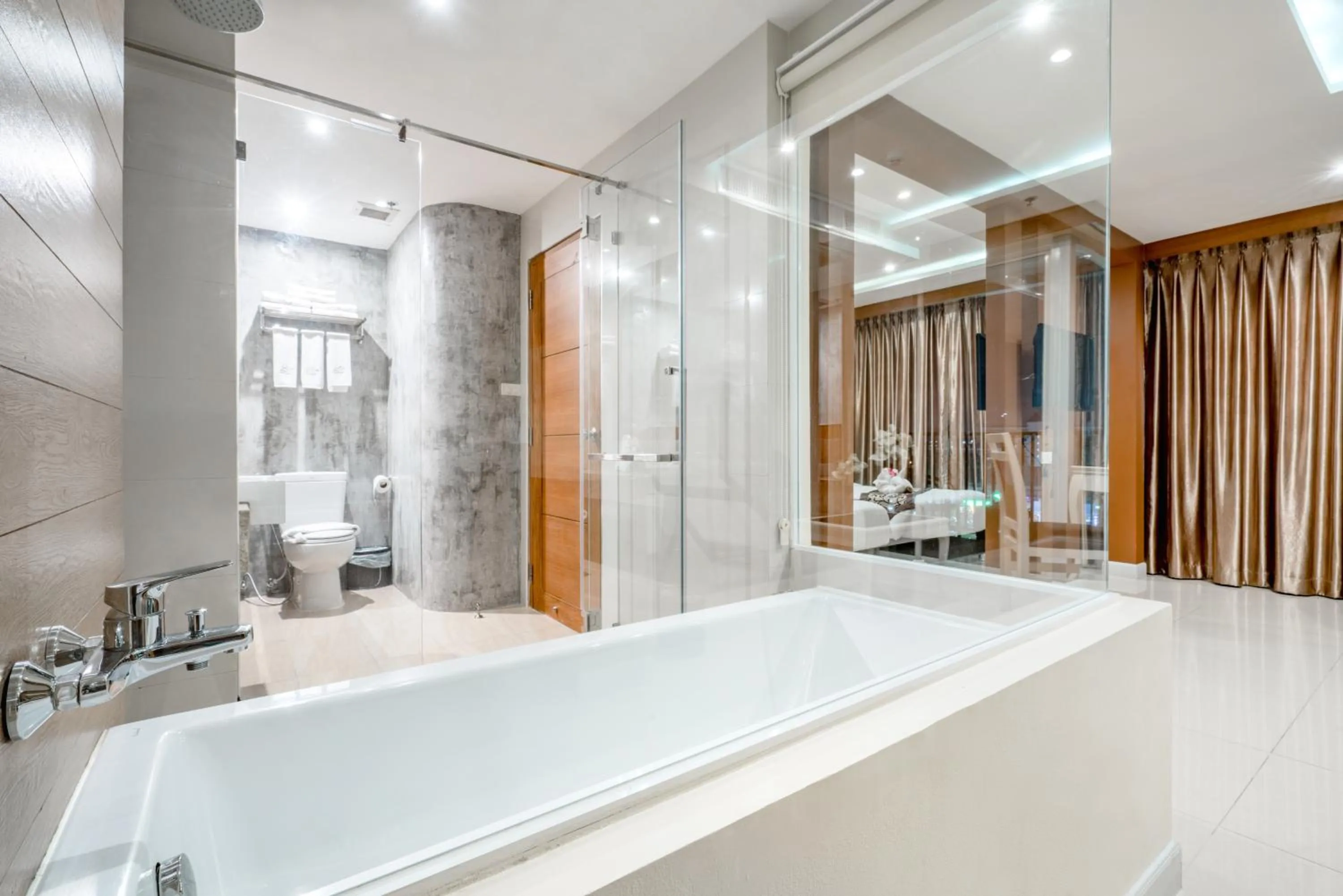 Mini Suite in 247 Boutique Hotel