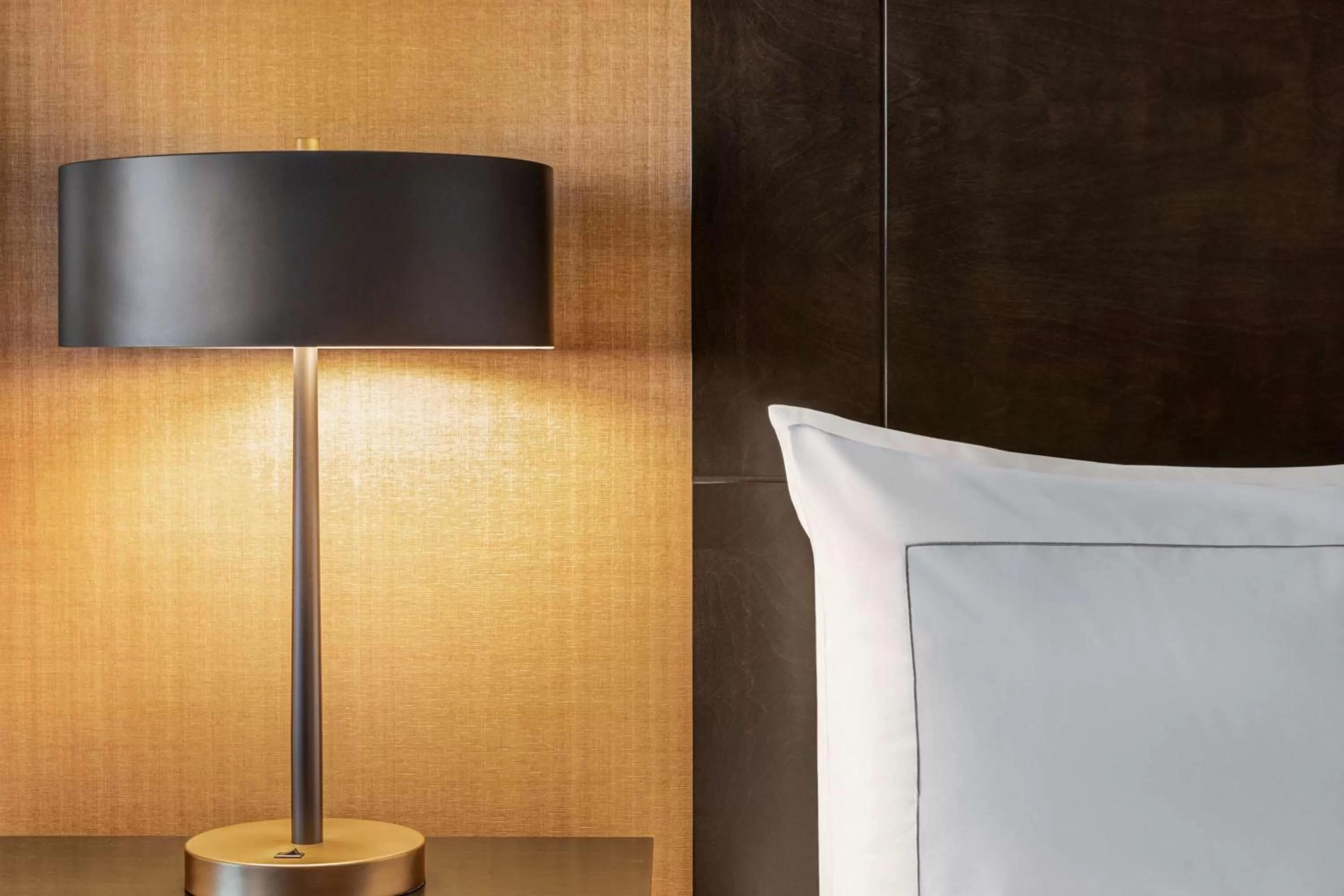 Queen Room with Two Queen Beds in Doubletree By Hilton Pointe Claire Montreal Airport West