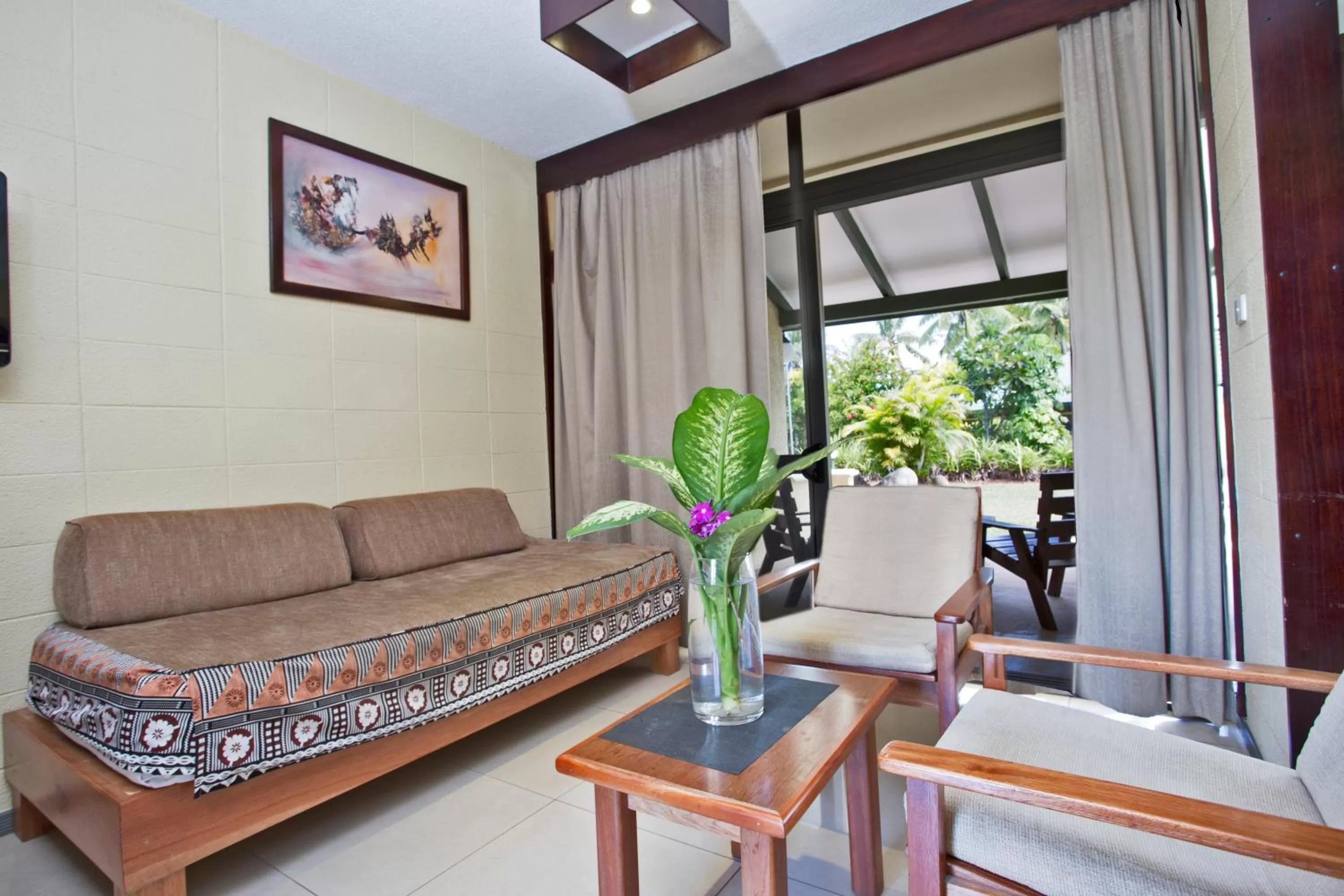 Deluxe Double Room in Fiji Gateway Hotel