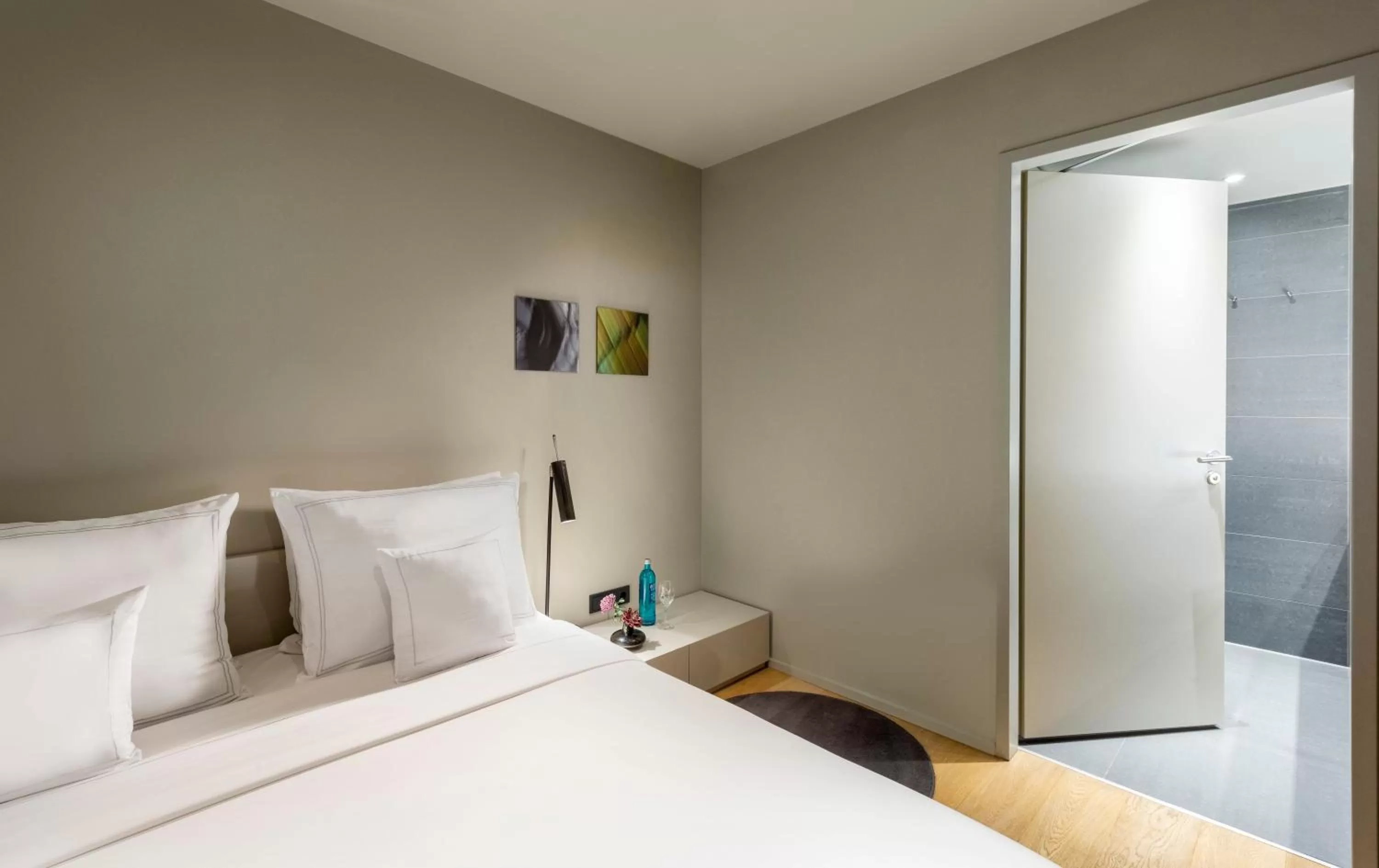 Two-Bedroom Apartment in SANA Berlin Residence