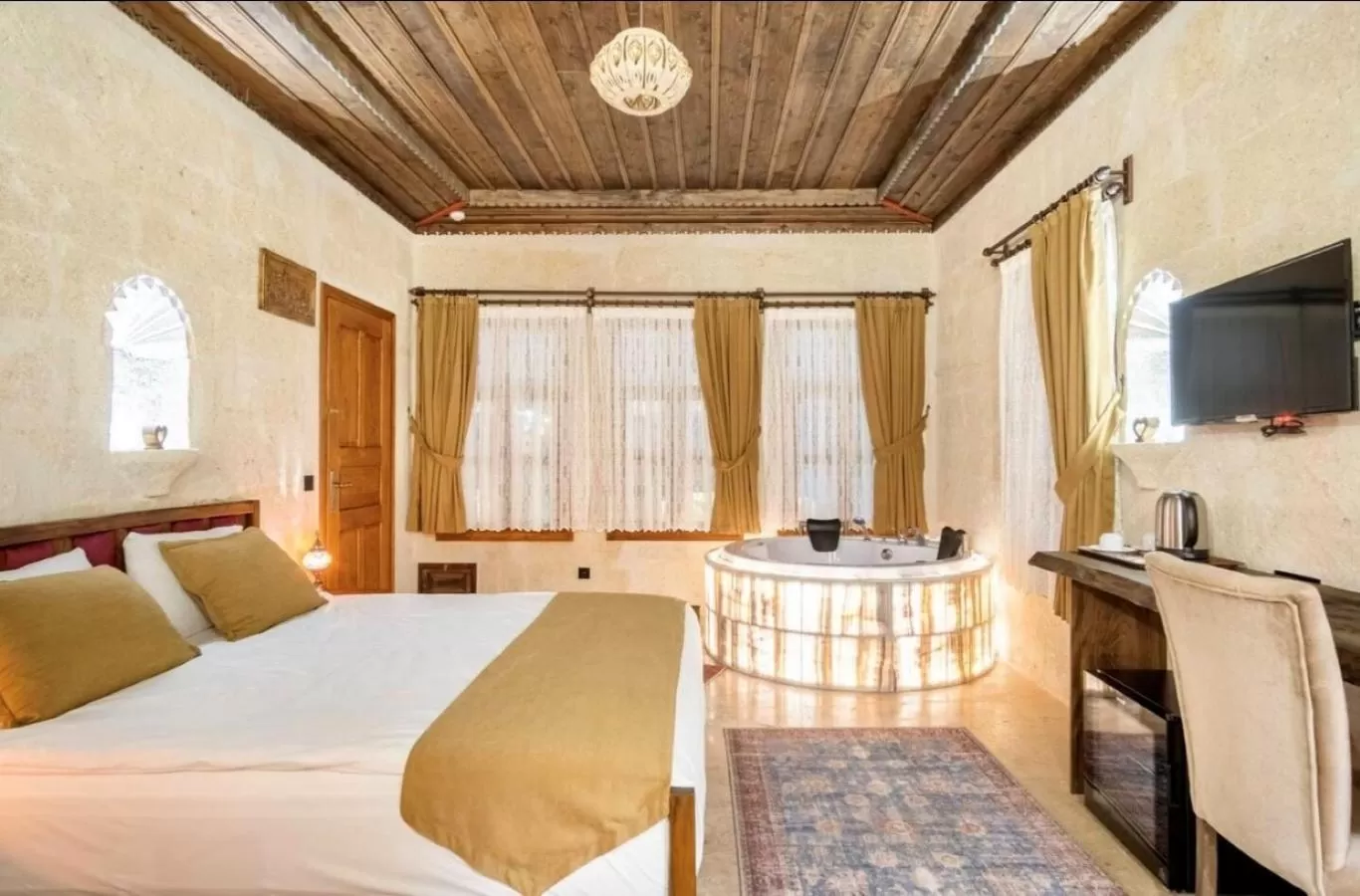 Deluxe Room in Uzay Cave Suite Hotel