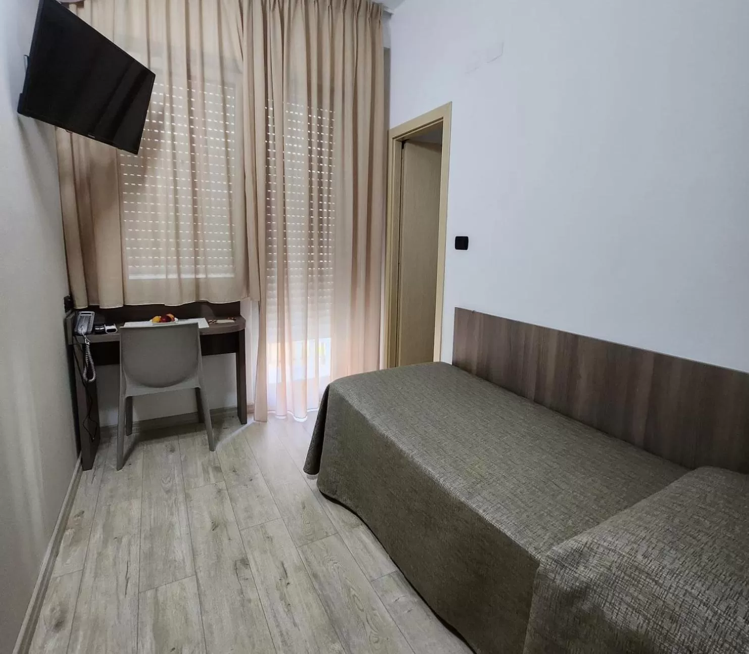 Single Room - single occupancy in Hotel Miramare Dipendenza