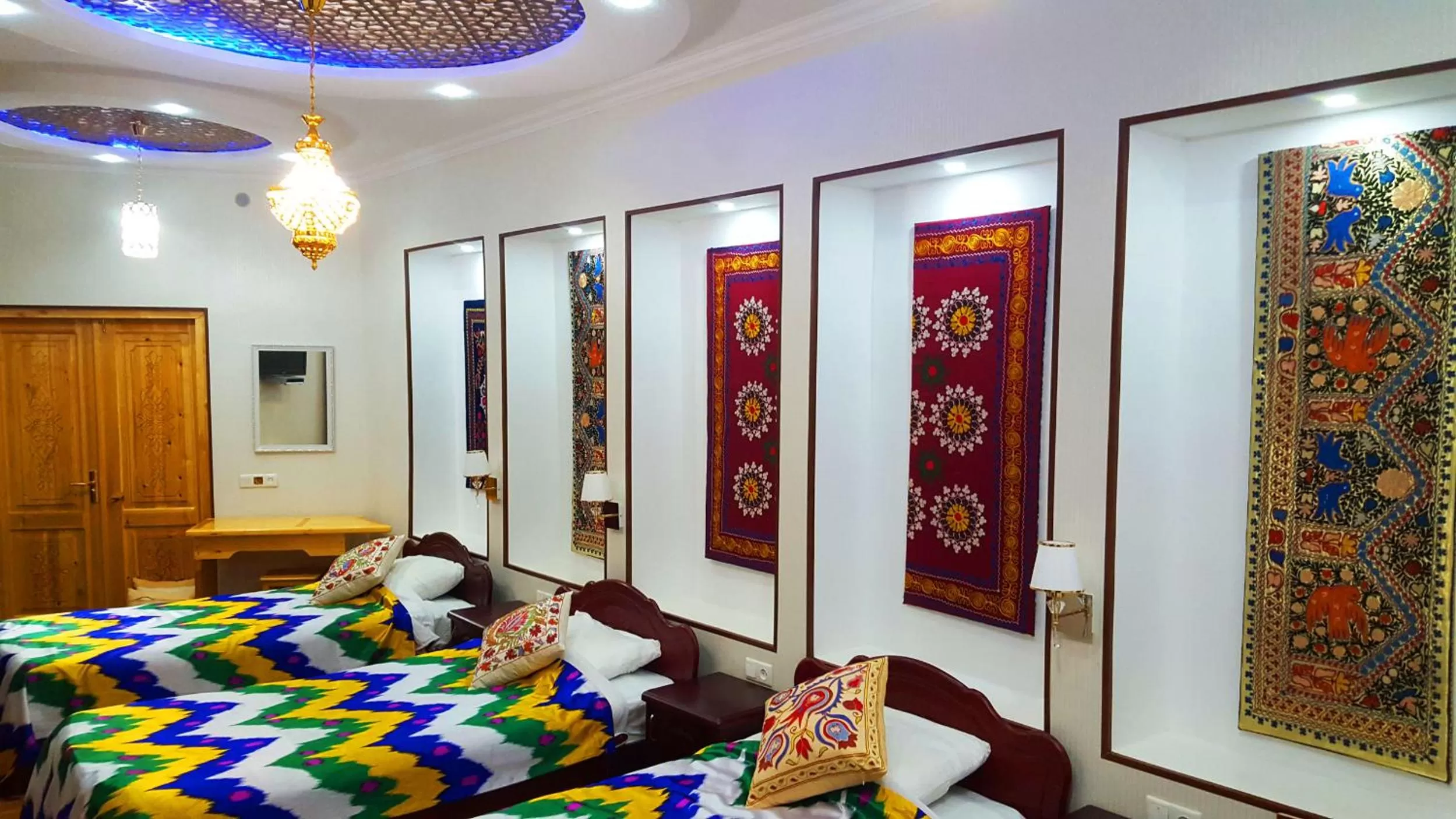 Comfort Quadruple Room - single occupancy in Jahongir