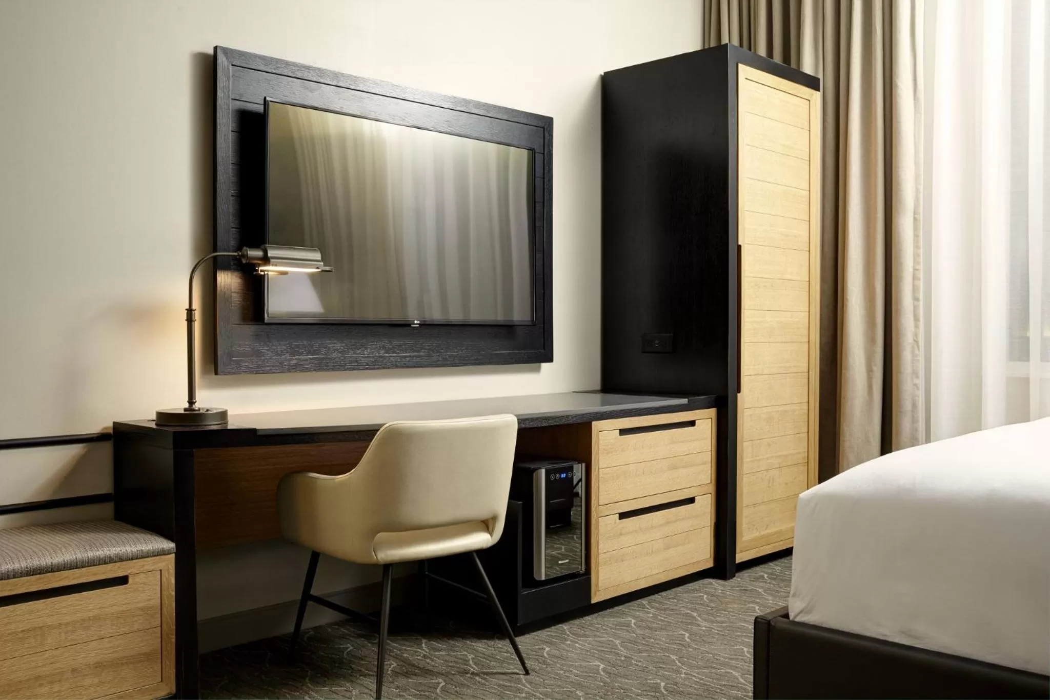 Classic King Hearing-Accessible Guest Room in Archer Hotel Napa