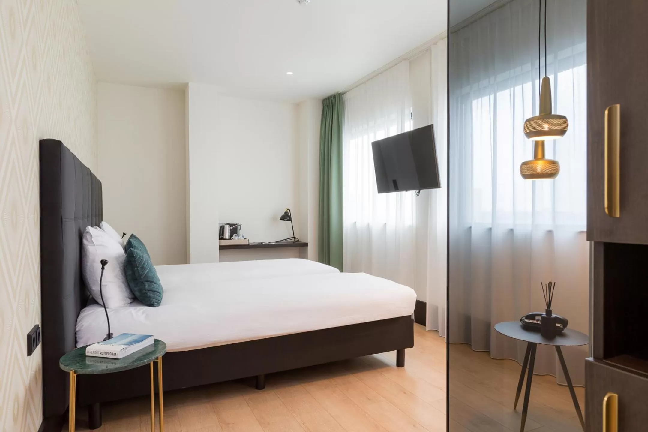 Comfort Twin Room in The James Rotterdam