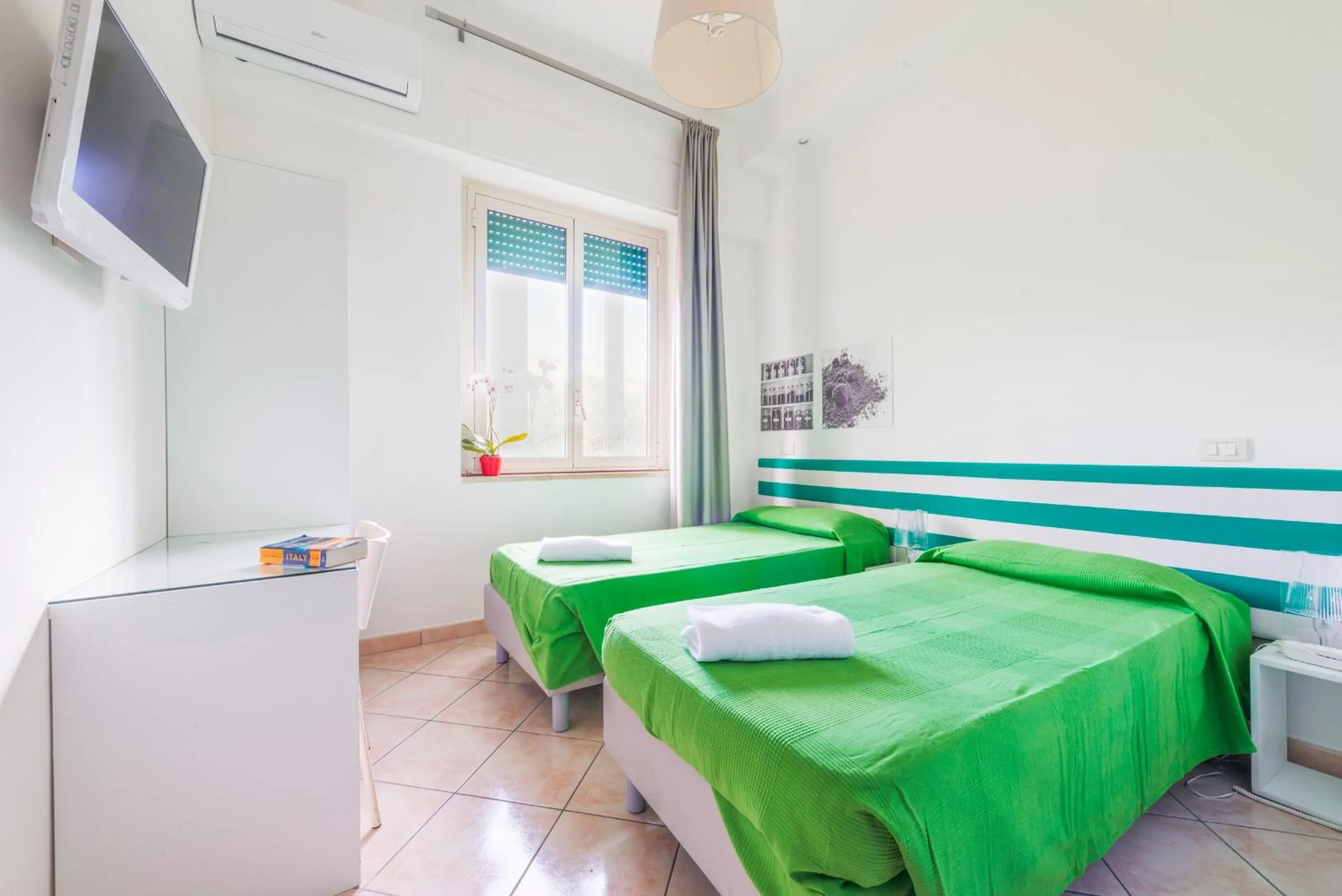 Standard Double or Twin Room in Hotel Spicy