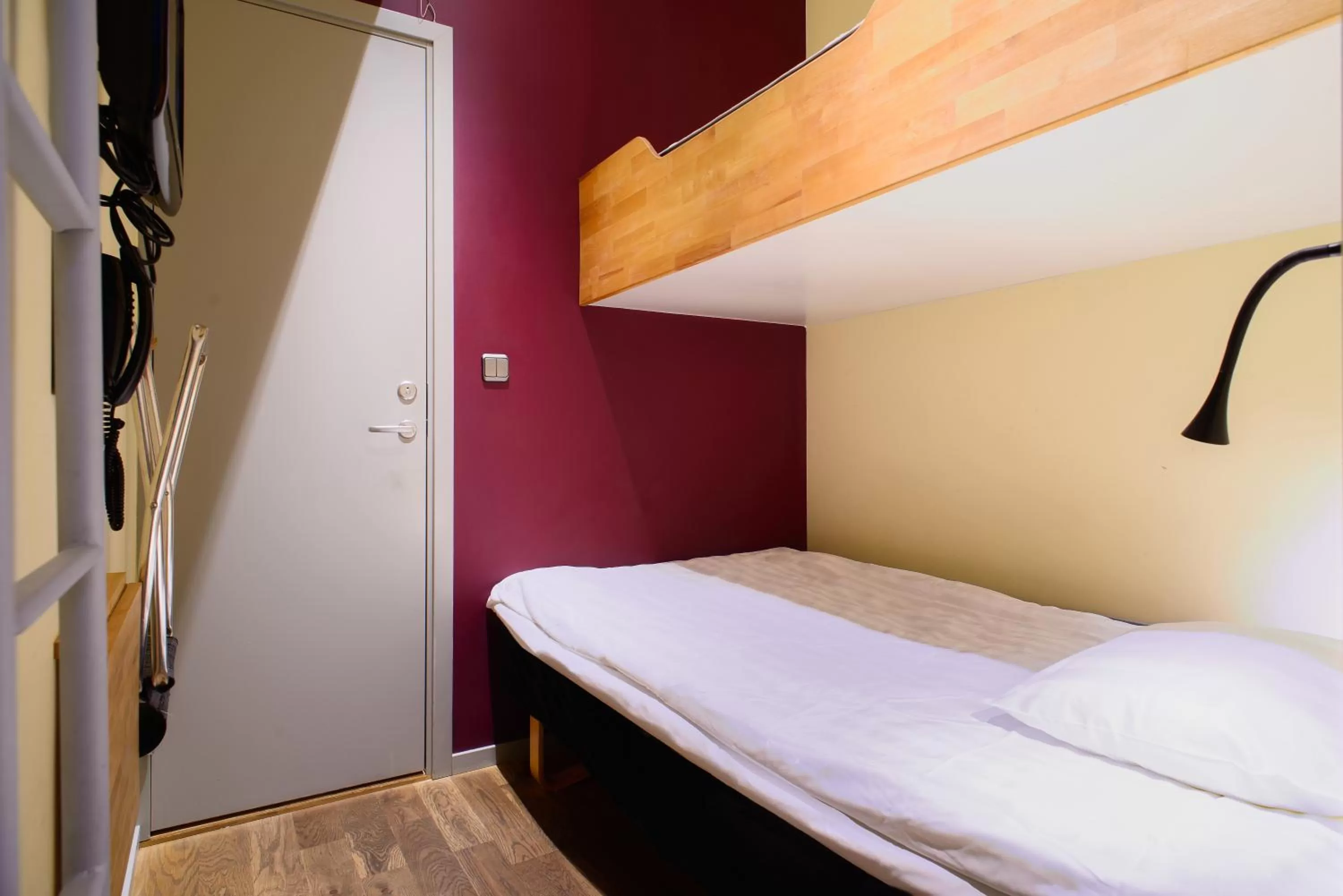 Economy Twin Room without Window in Rex Petit