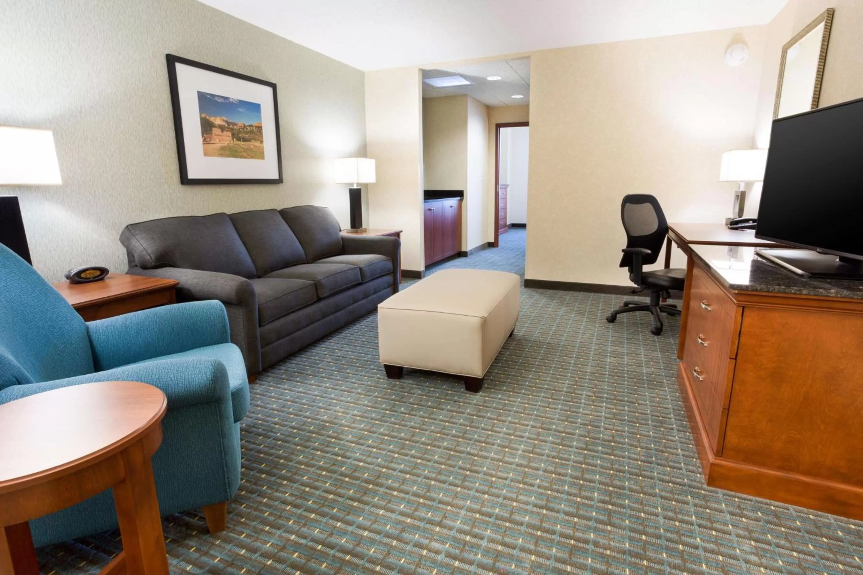 King Suite with Sofa Bed - Accessible, Tub in Drury Inn & Suites Colorado Springs Near the Air Force Academy