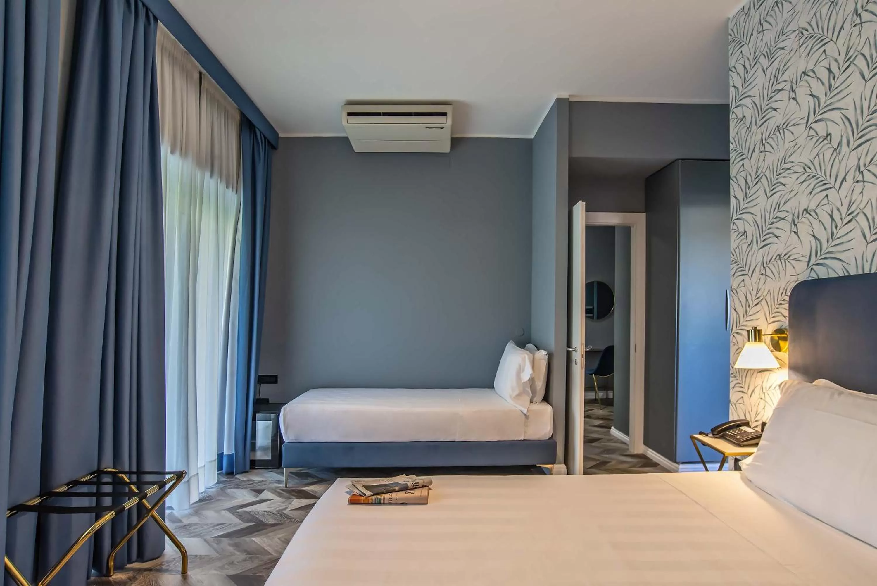 Bedroom, Bed in Bloom Hotel Rome