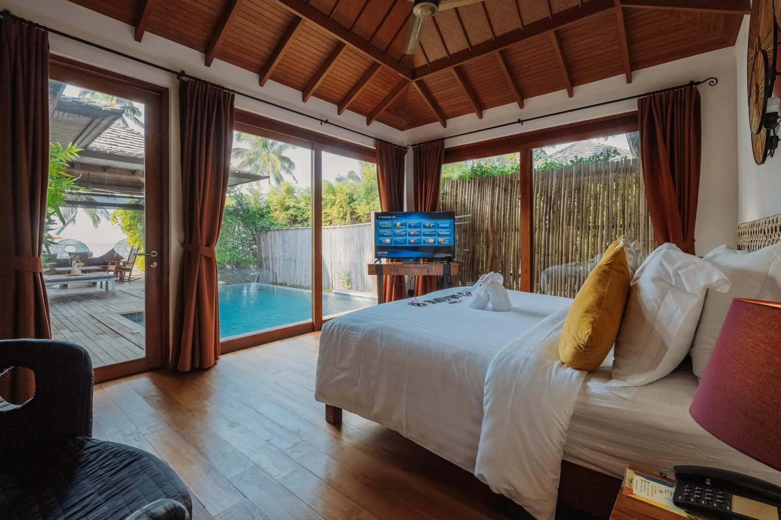 Grand Sunset Suite Pool Villa in Tango Luxe Beach Villa, Koh Samui