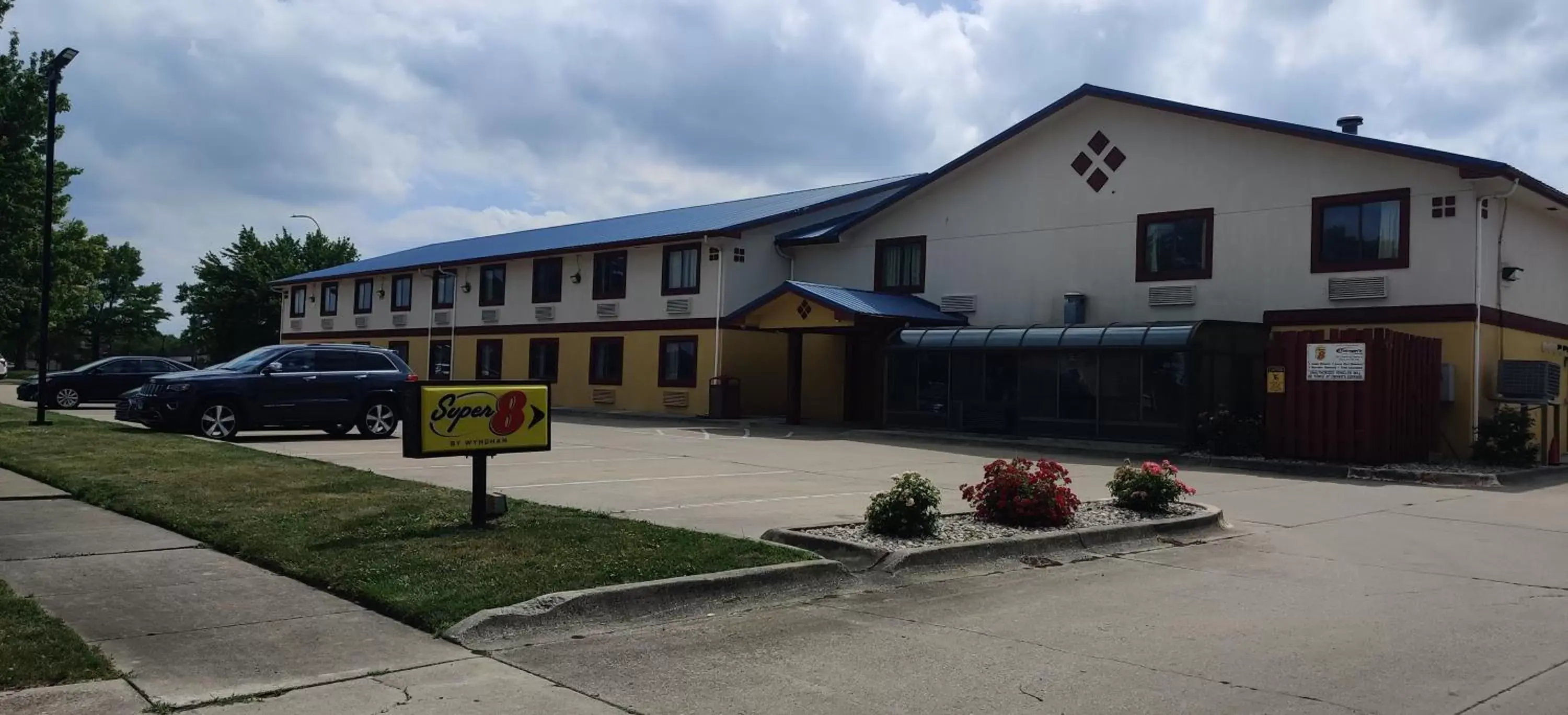 Super 8 by Wyndham Champaign Super 8 by Wyndham Champaign